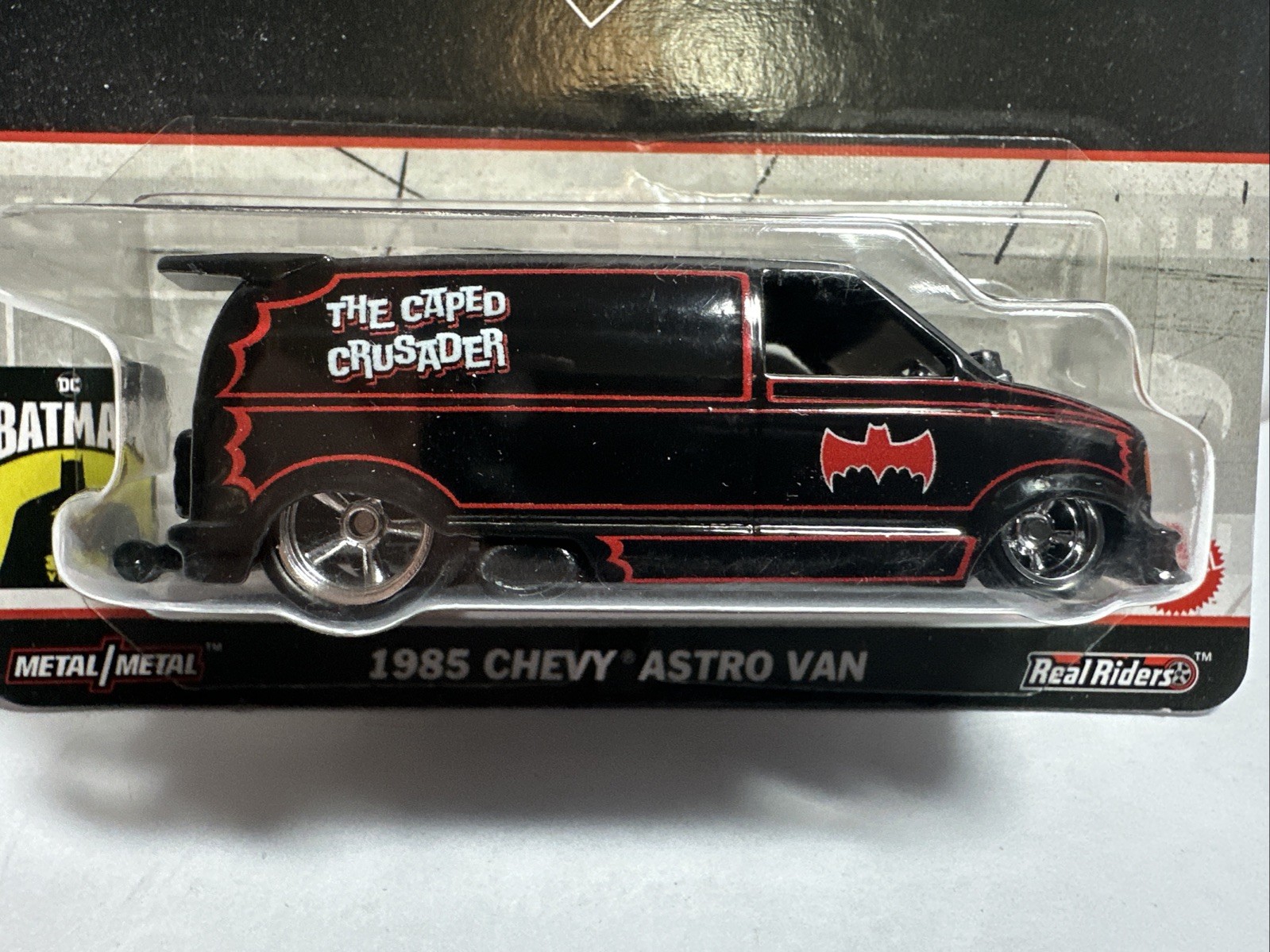 Hot Wheels Pop Culture Batman The Caped Crusader 1985 Chevy Astro Van