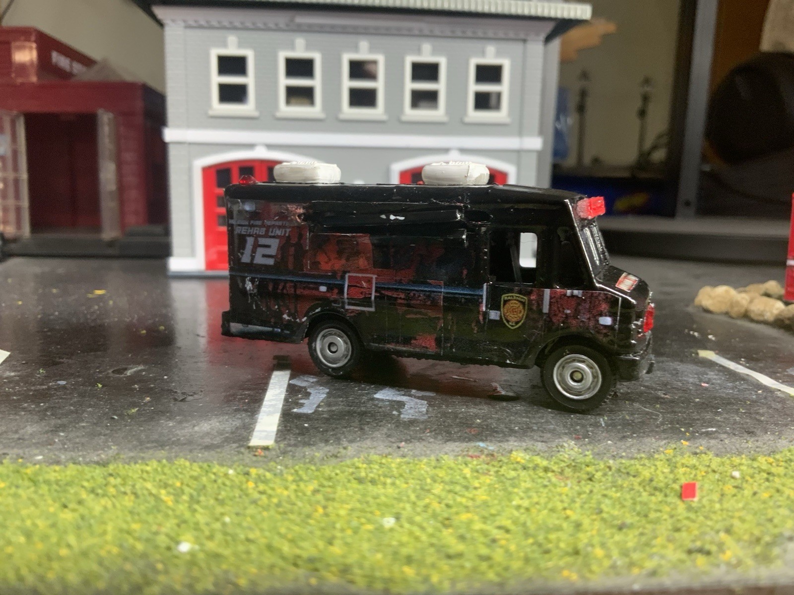 Matchbox Kitbashed Raleigh Fire Dept Rehab 12 With Retractable Canopy