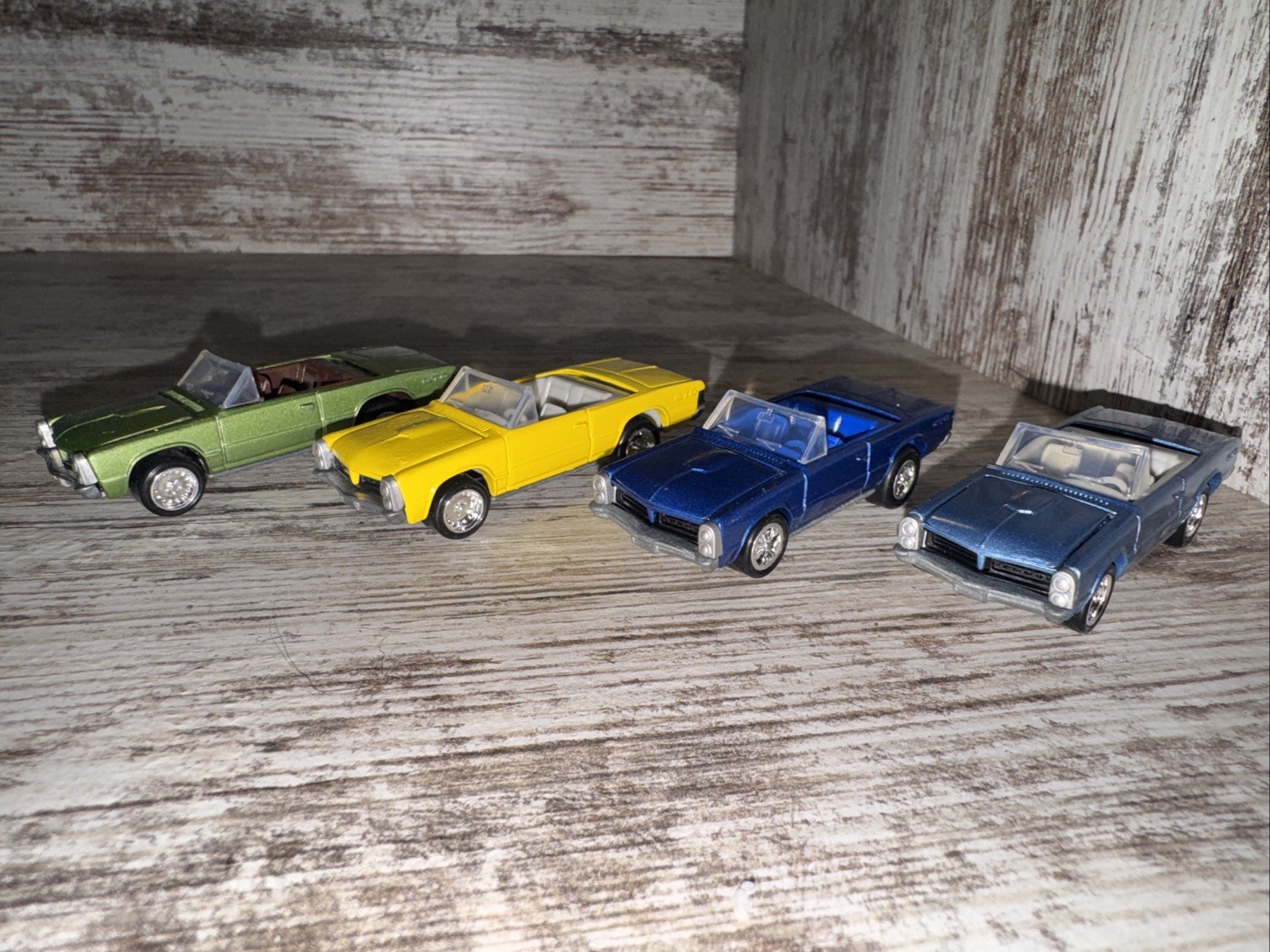Lot Of 4 Johnny Lighting 1965 Pontiac GTO Convertibles Die-cast Loose