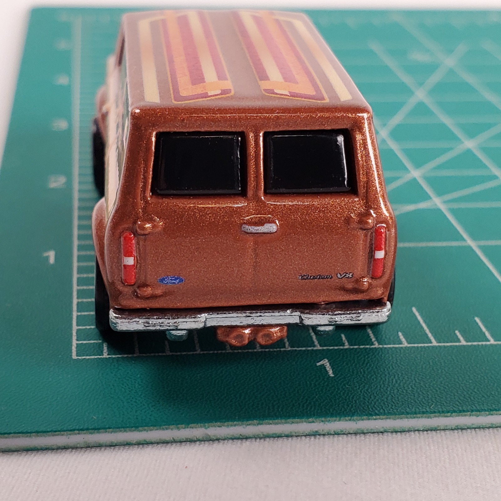 Hot Wheels Premium 2024 HW Boulevard #109 Ford Transit Supervan Real Riders