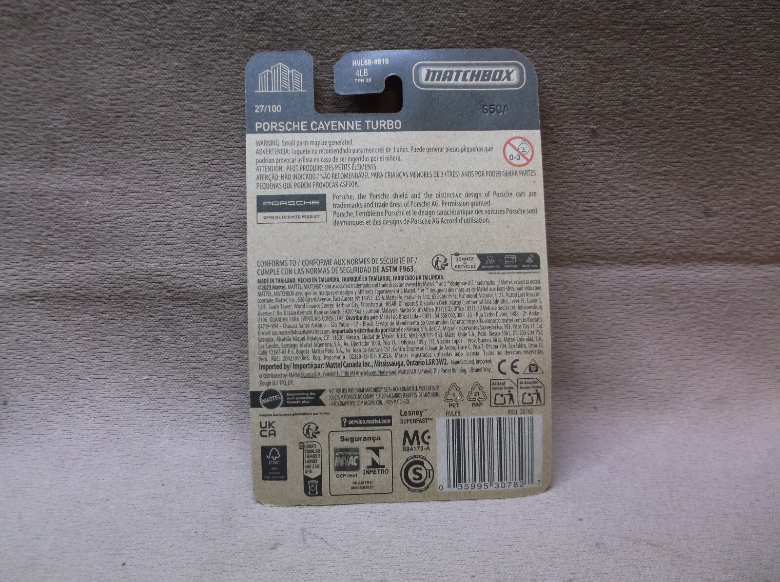 MATCHBOX 2024 #27 WHITE PORSCHE CAYENNE TURBO GERMAN SPORTS SEDAN LUXURY CRUISER