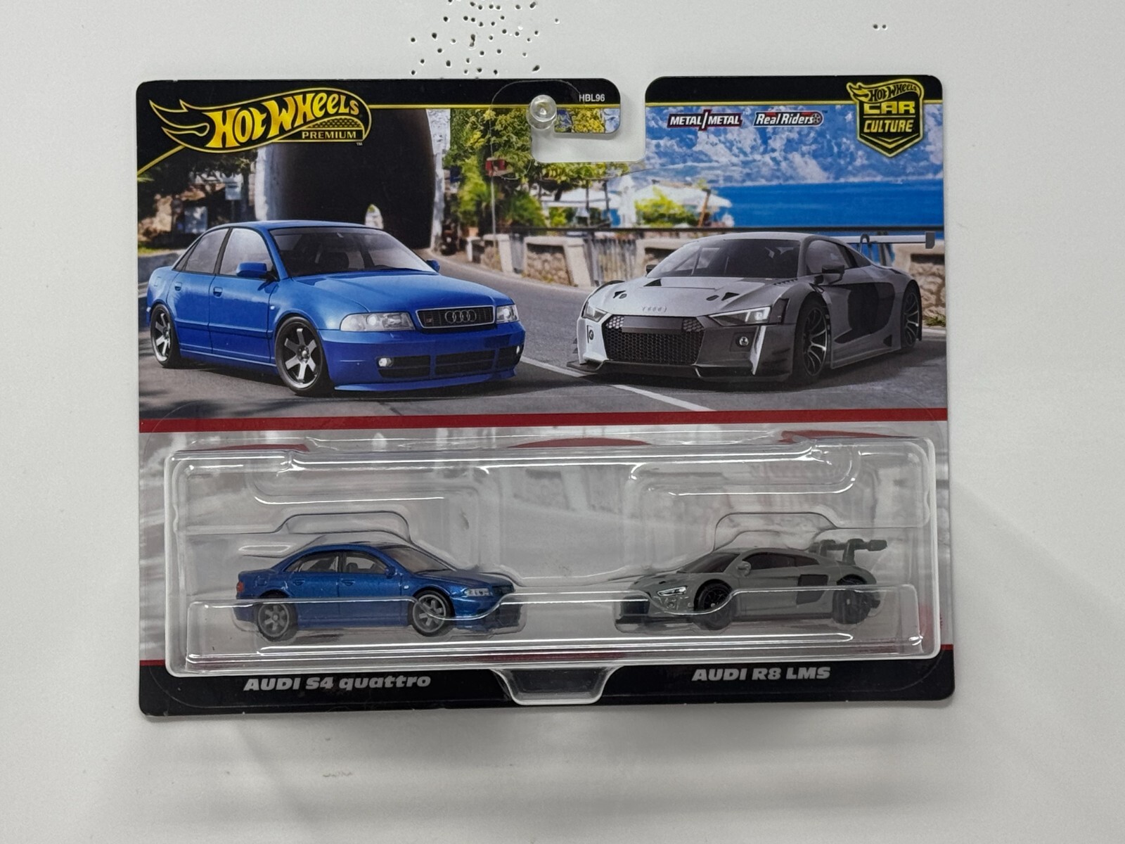 Hot Wheels Premium Audi S4 Quattro & Audi R8 LMS 2-Pack 1:64 Diecast