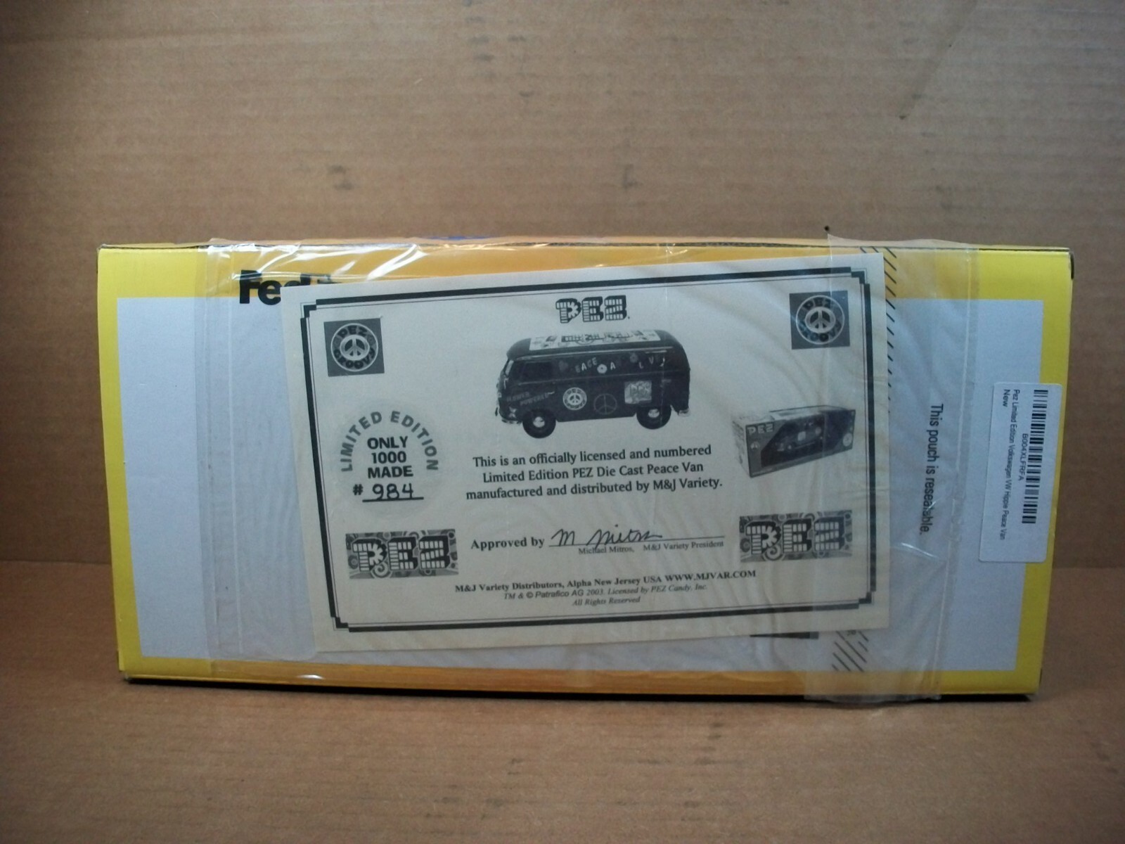 1:18 Scale VW Microbus “PEZ PEACE VAN” ~ #984 of 1000 ~ with Display Case