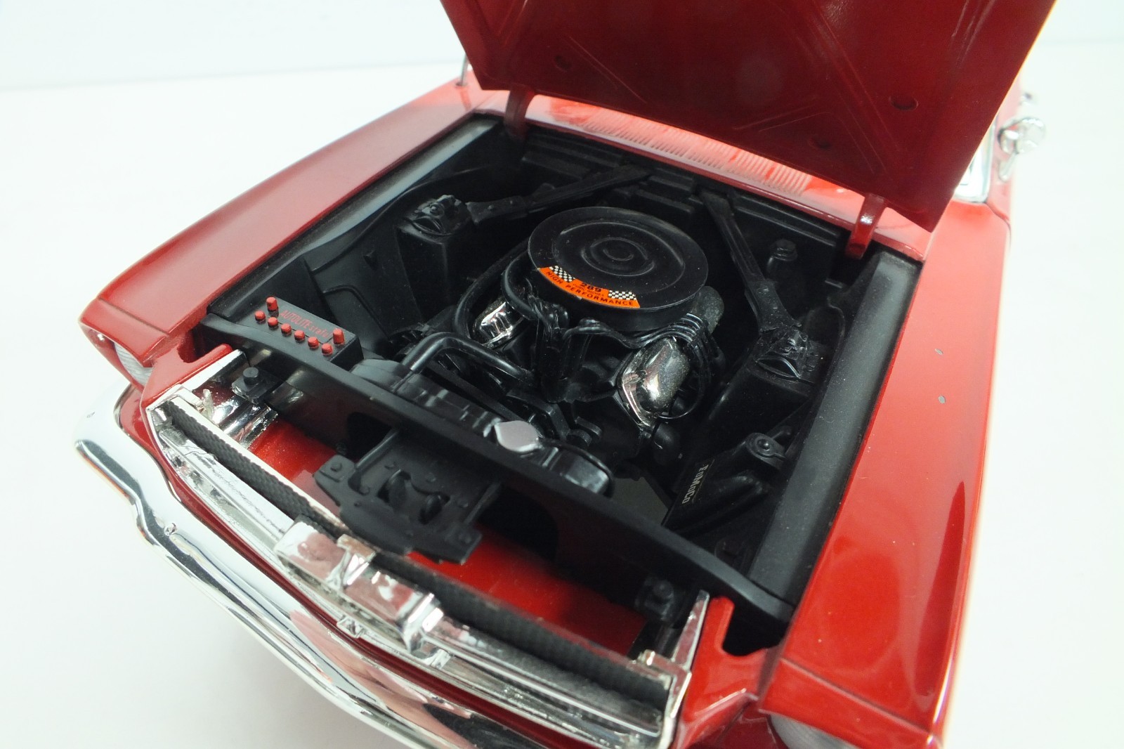1964 1/2 Ford Mustang Convertible ERTL 1:12 Die Cast
