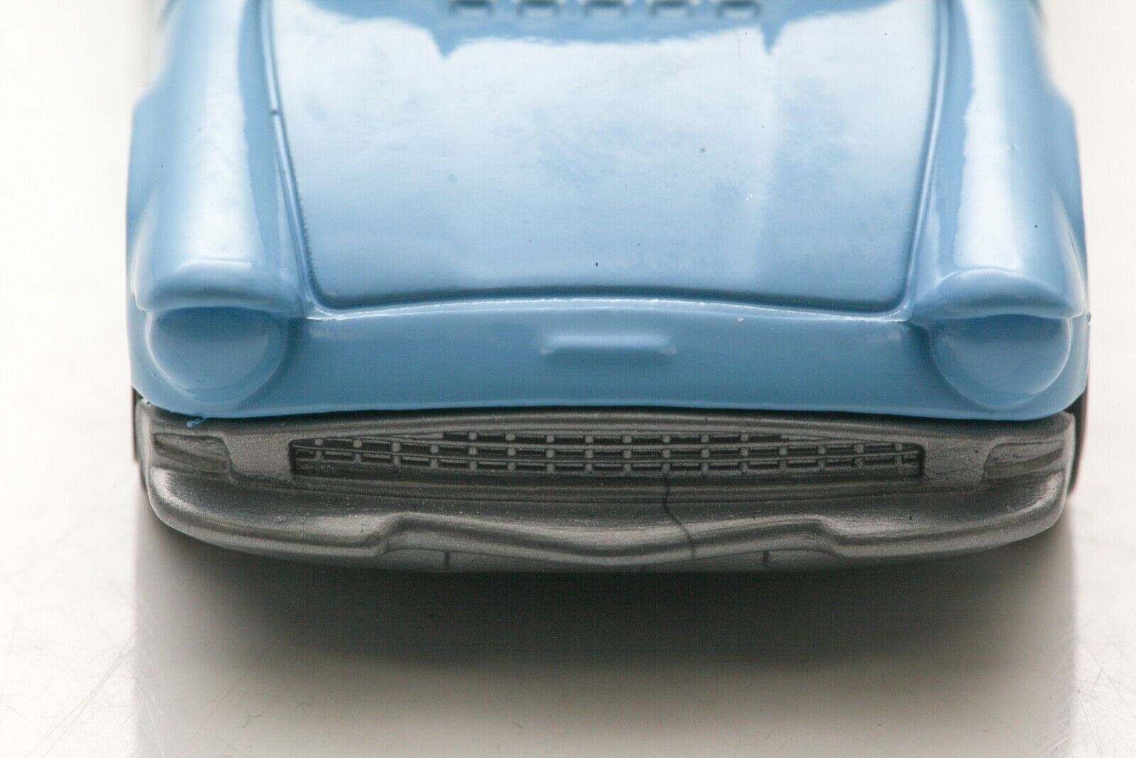 Light Blue Mattel Hot Wheels FORD ANGLIA 105e Automobile From Harry Potter