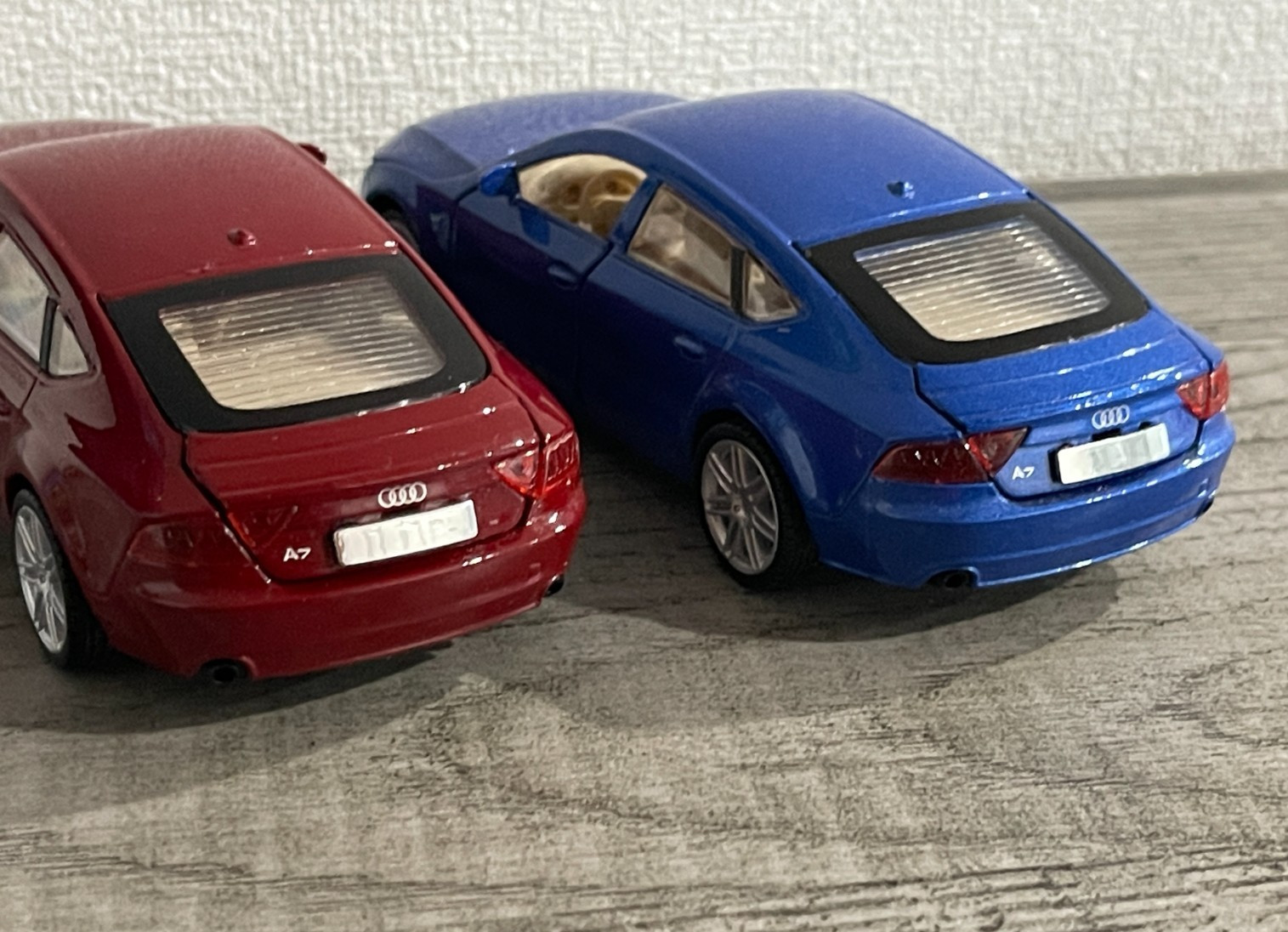 AUDI A7 (4G8) SPORTBACK QUATTRO 1:32 NEW DIECAST CAR COLLECTORS MODEL 2 CHOICE