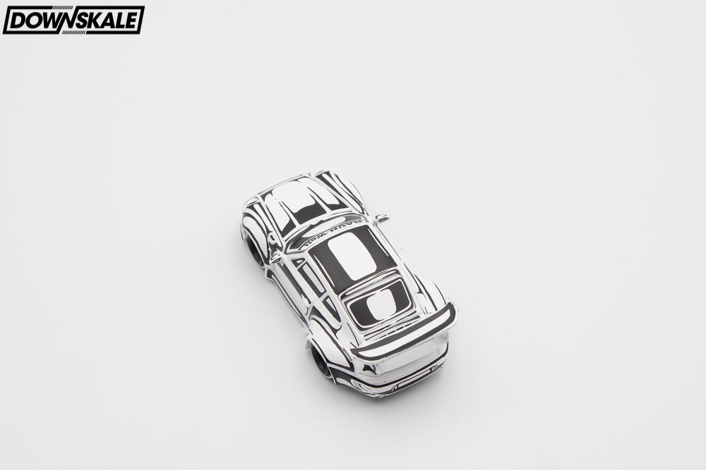 Tarmac Works Porsche RWB 993 – Designed by JOSHUA VIDES T64-TL017-JV
