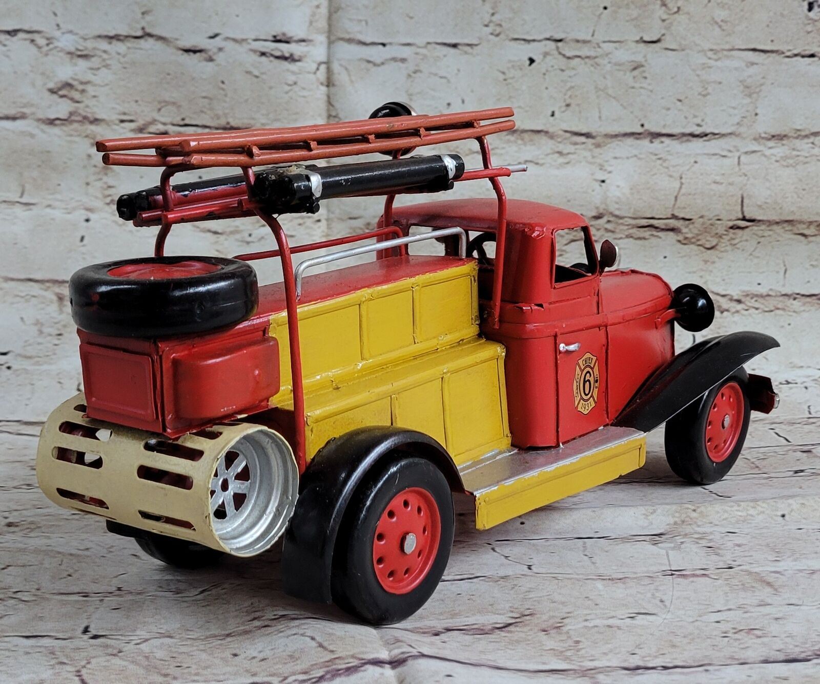 1931 South Prairie, WA, Boyer Chief #6 Vintage-Style Tin Metal Model Fire Truck