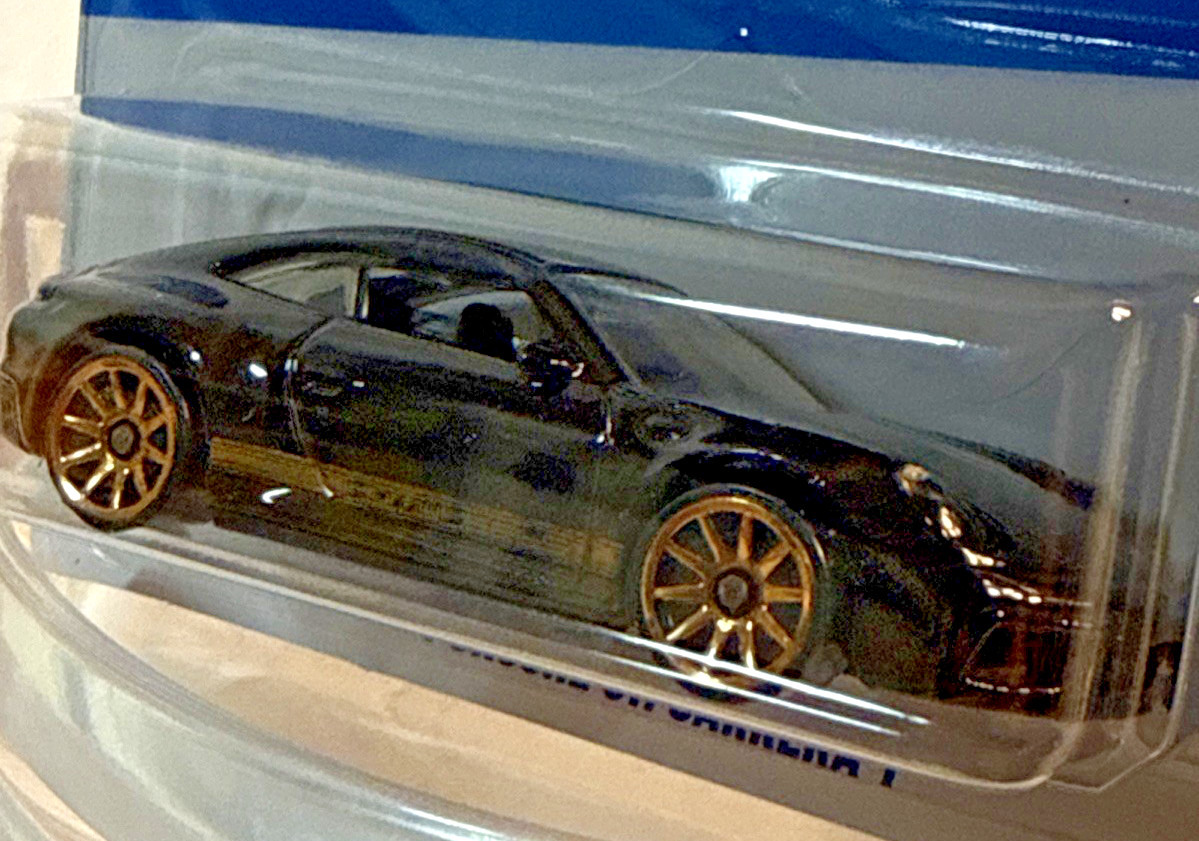 2026 Hot Wheels #15 1/5 PORSCHE 911 CARRERA T Black w/Gold ( LOT OF 2 – SALE )