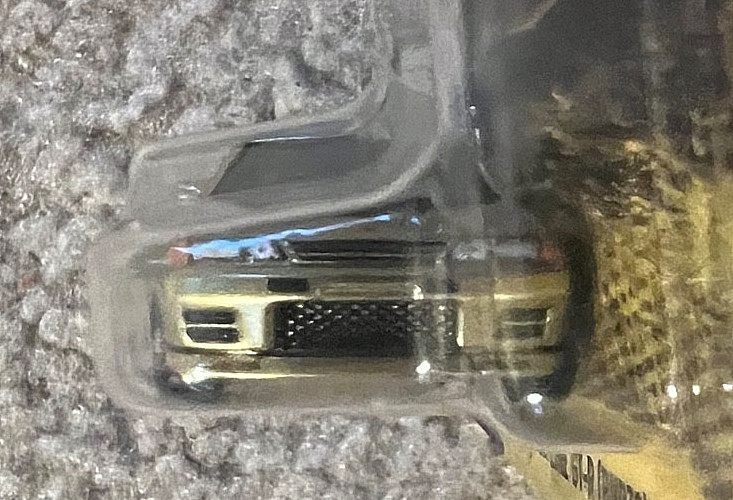 Hot Wheels Premium Vintage Racing Nissan Skyline GT-R (BNR32) Gold Chase
