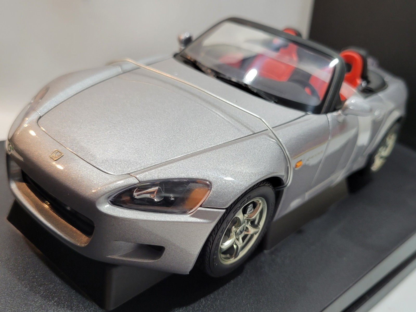 NEW AUTOart 1/18 HONDA S2000 LH DRIVE SILVER RARE AMERICAN VERSION MINT AP1