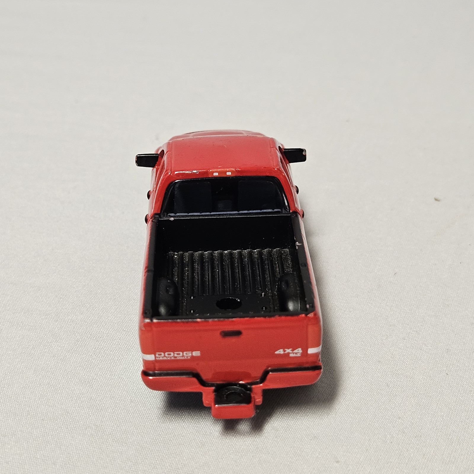 Dodge RAM 2500 Red 2002 – 2005 ERTL Die Cast Chrysler Group Truck RC2
