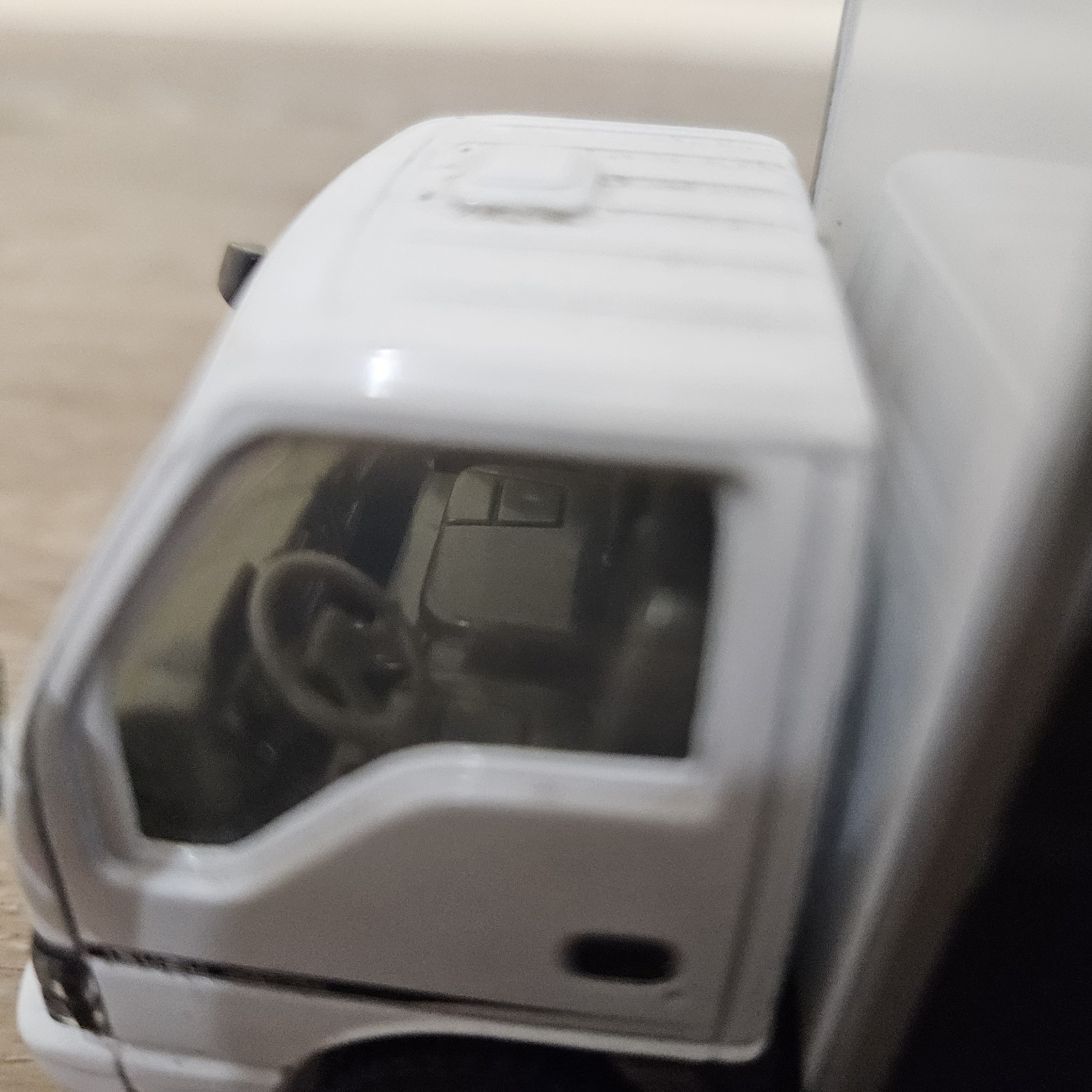 M-Tech Isuzu Elf NPR A Thousand Thanks Dealer Promo Truck 1:43 Japan