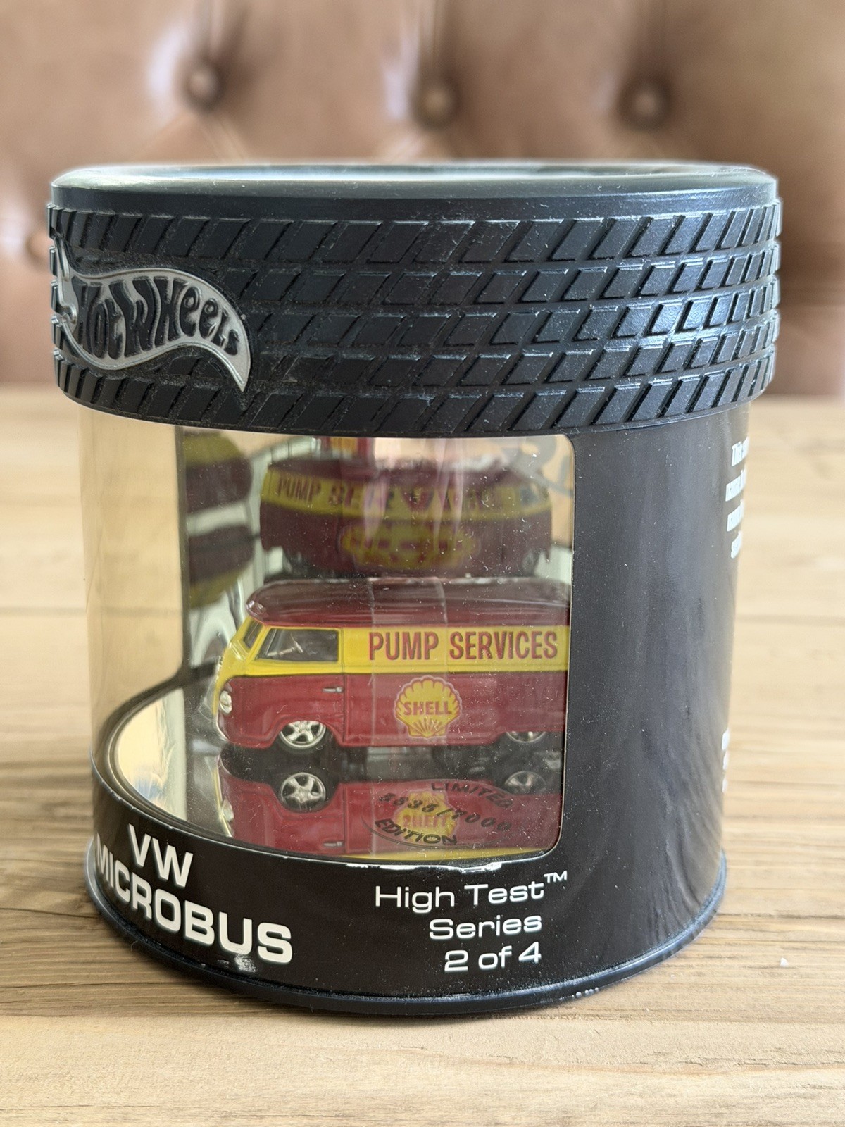 Hot Wheels Hobby Only Showcase (Oil Can) SHELL VW Micro Bus #5835/7000