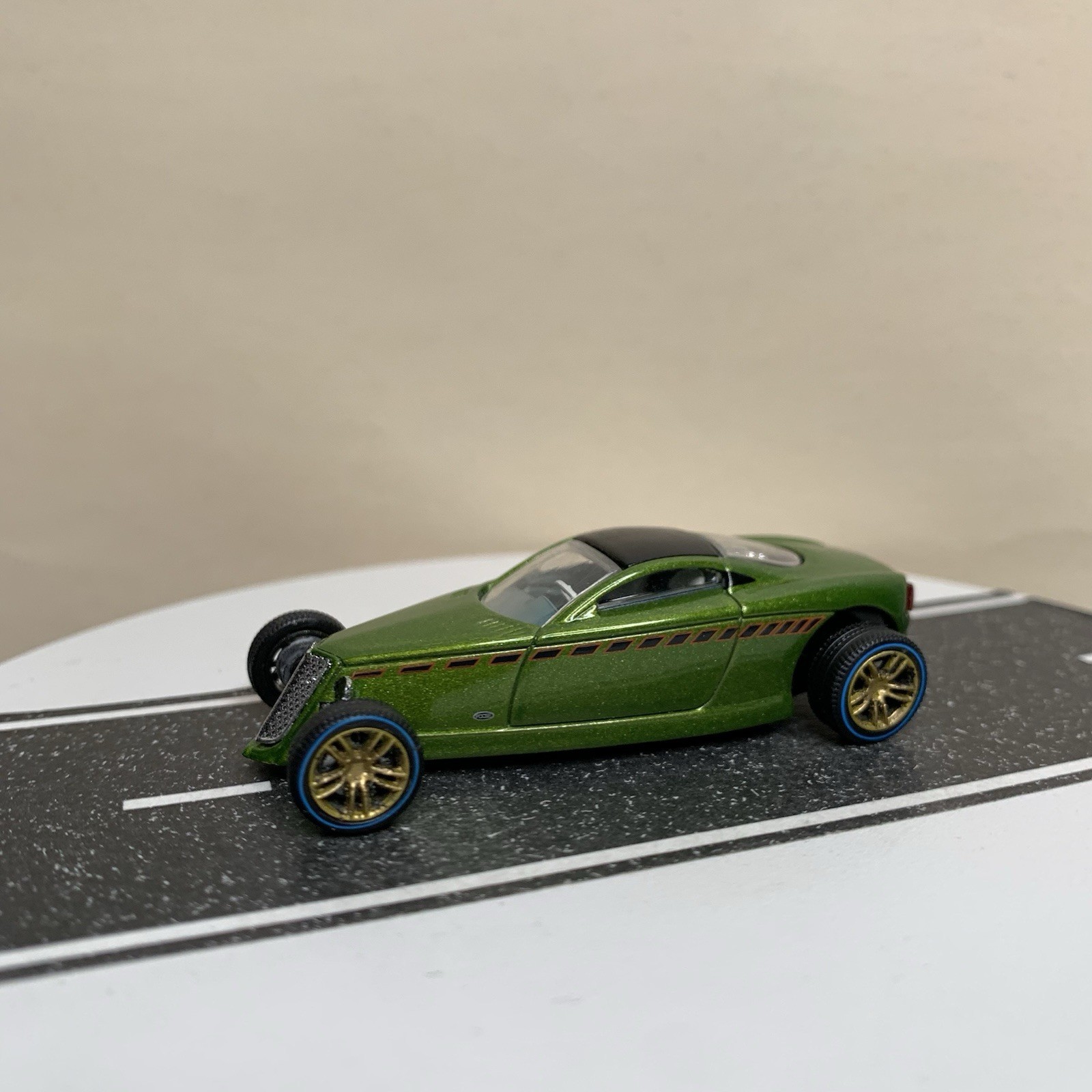 M2 Machines Chip Foose Hemisfear Custom Hot Rod Preproduction Car 1 Green 1:64 N