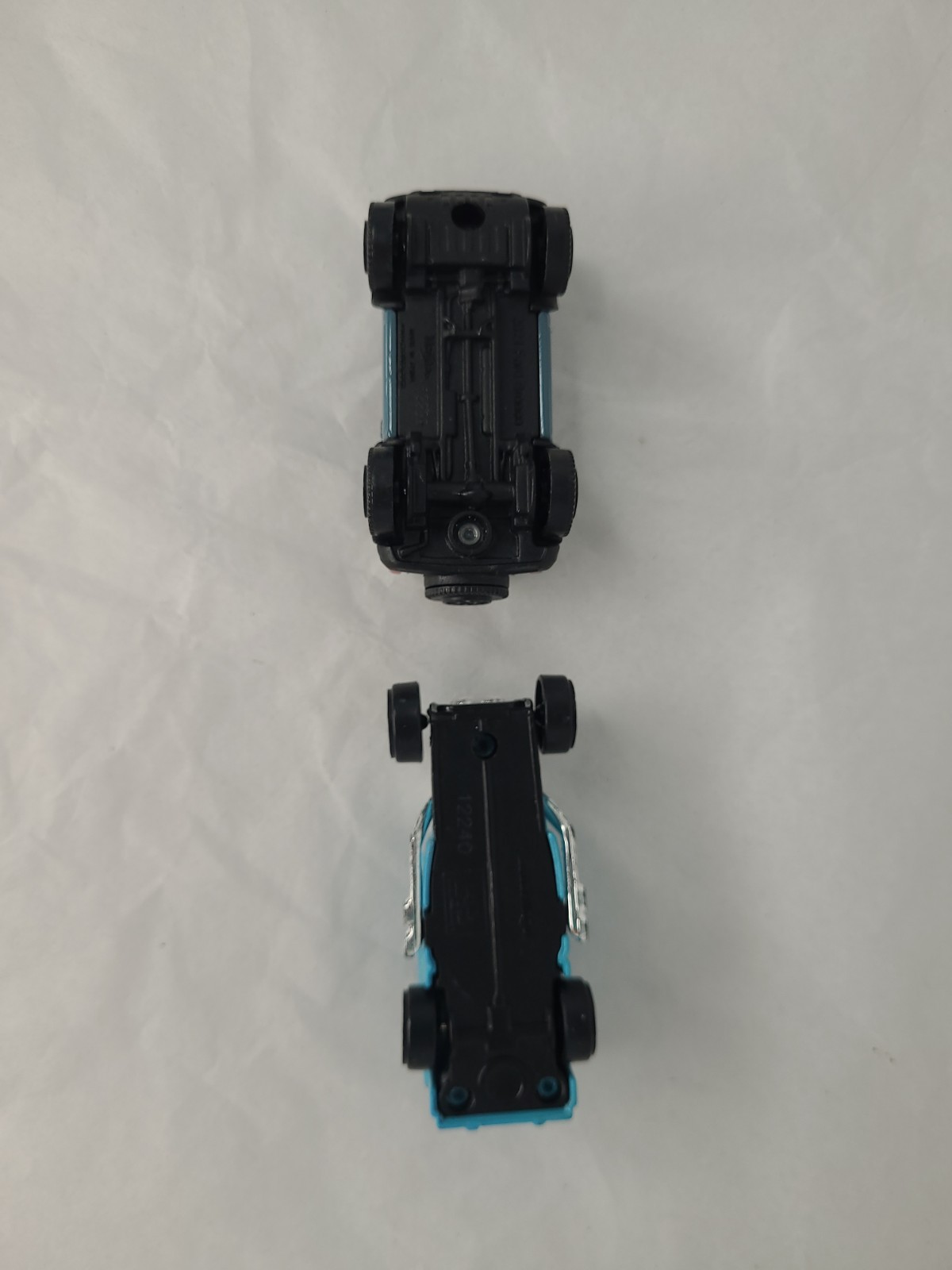 Maisto 2021 Ford Bronco & Adventure Force Leadslinger