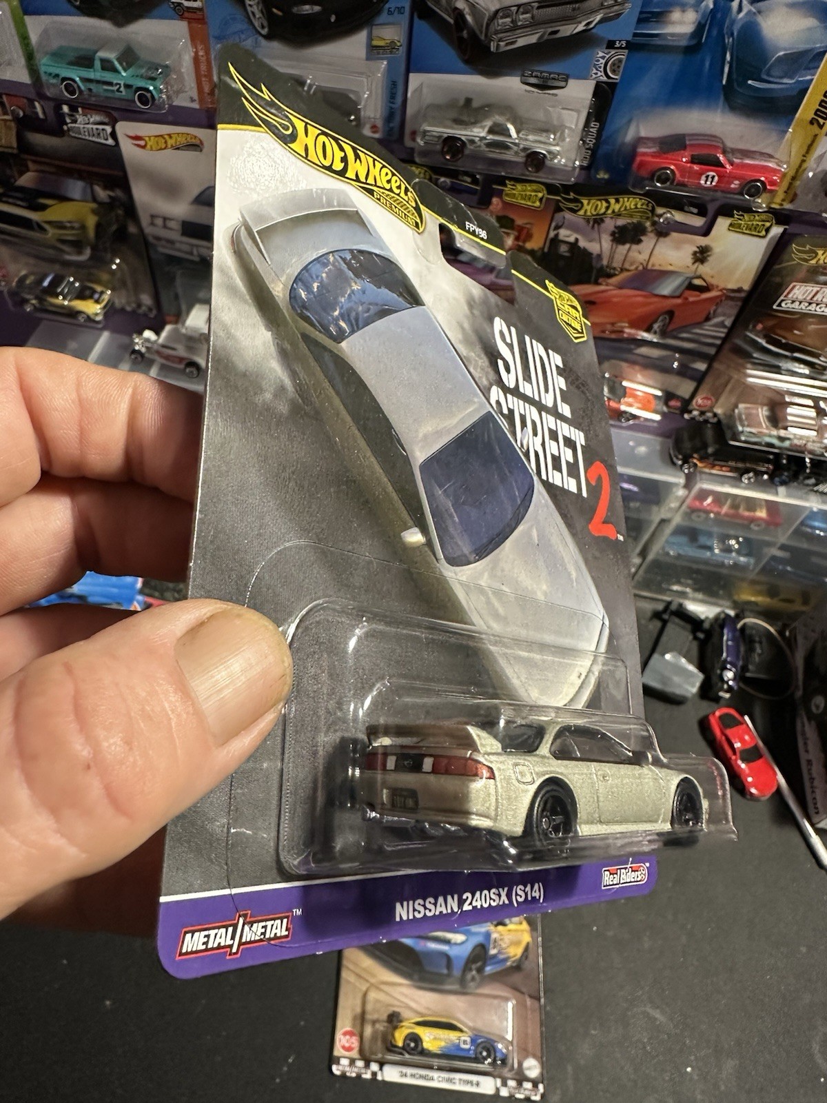 Hot Wheels Premium Car Culture Slide Street 2 – NISSAN 240SX (S14) 4/5