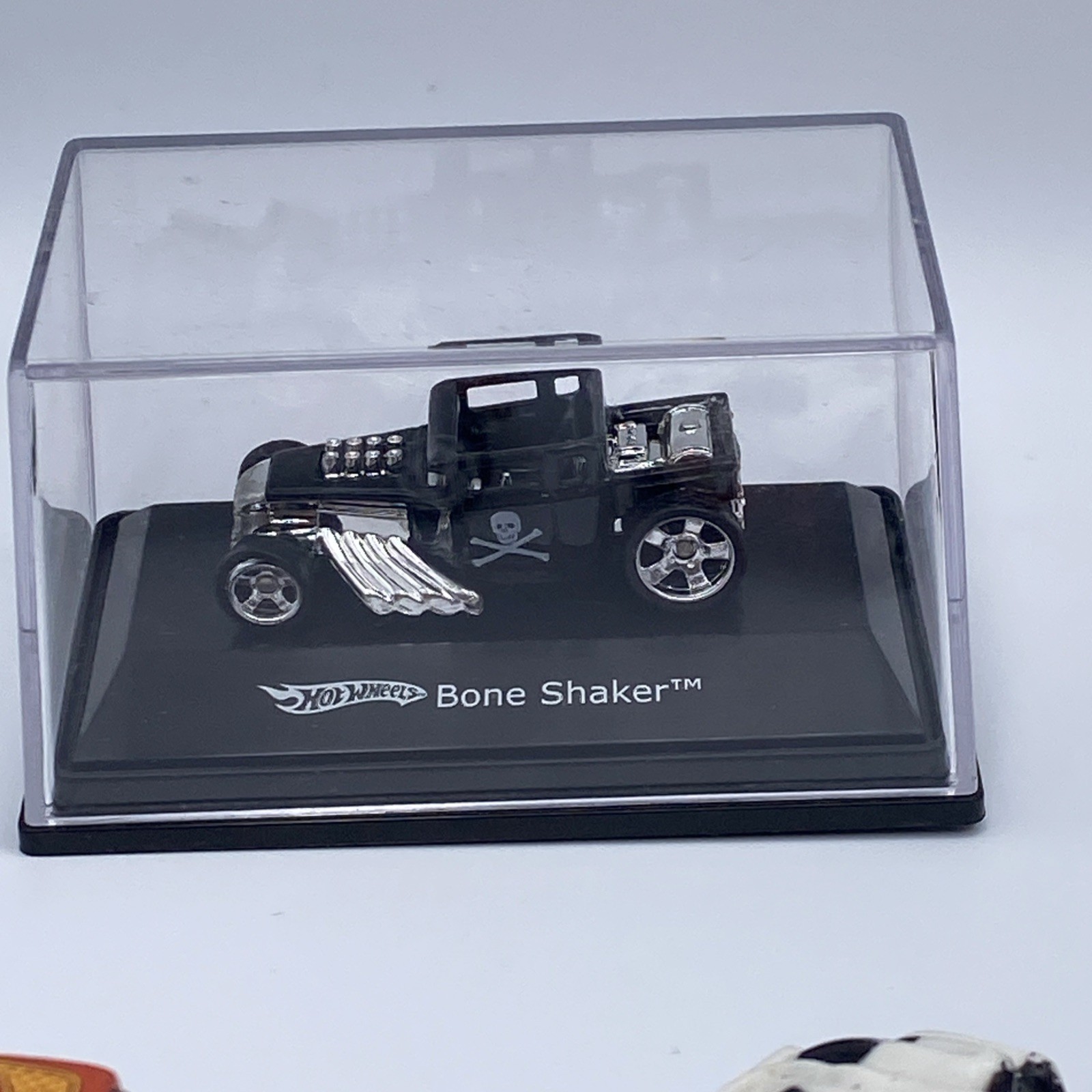 Hot Wheels Diecast Motor Max Mechanic Shop Bone Shaker 1989 Batmobile