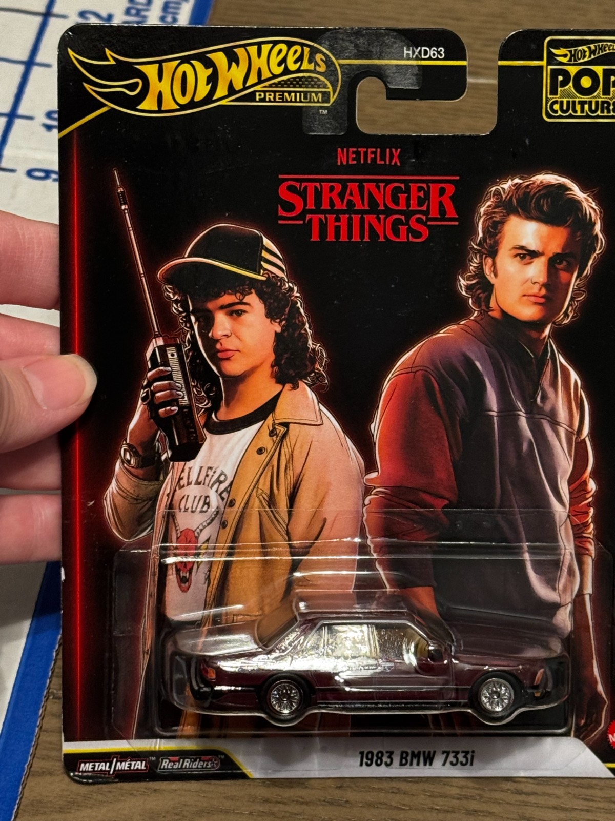 HOT WHEELS PREMIUM POP CULTURE 2025 NETFLIX STRANGER THINGS 1983 BMW 733i