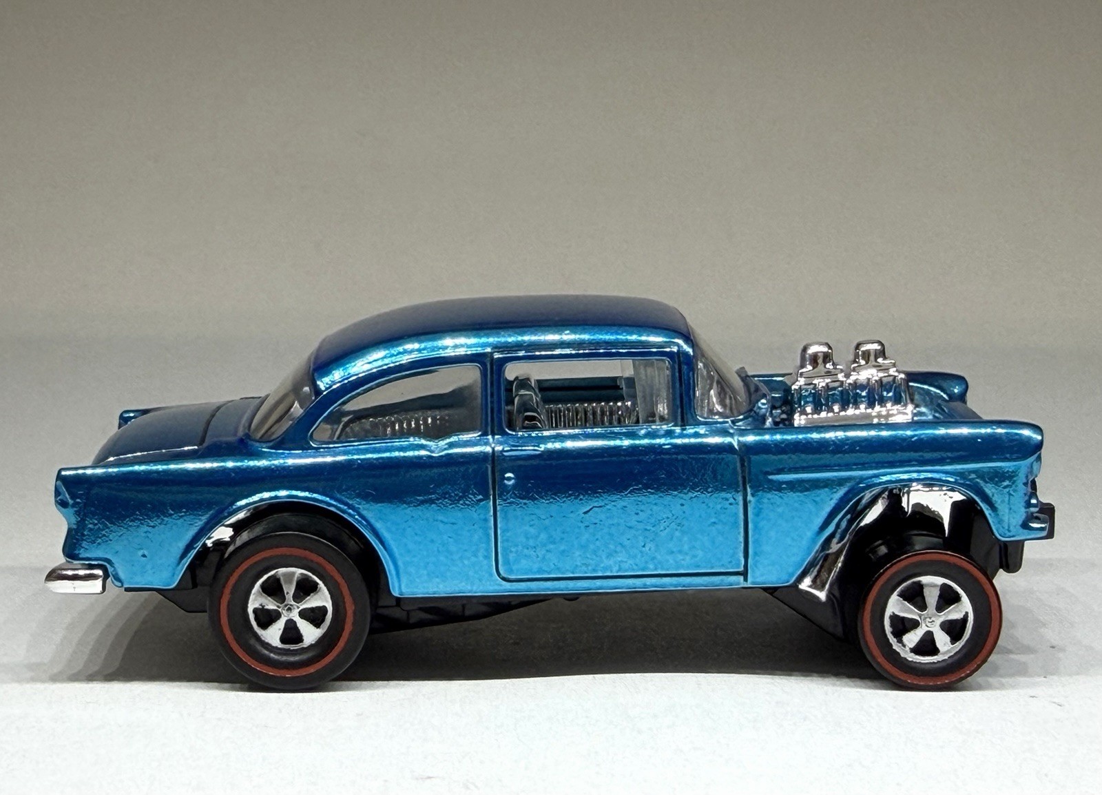 Hot Wheels CUSTOM MADE Redline SPECTRAFLAME Blue ’55 Chevy GASSER