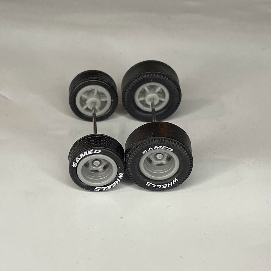 Muscle Car Long Axle – Gray 5 spoke Drag Slicks – 10mm/12mm for Hot Wheels