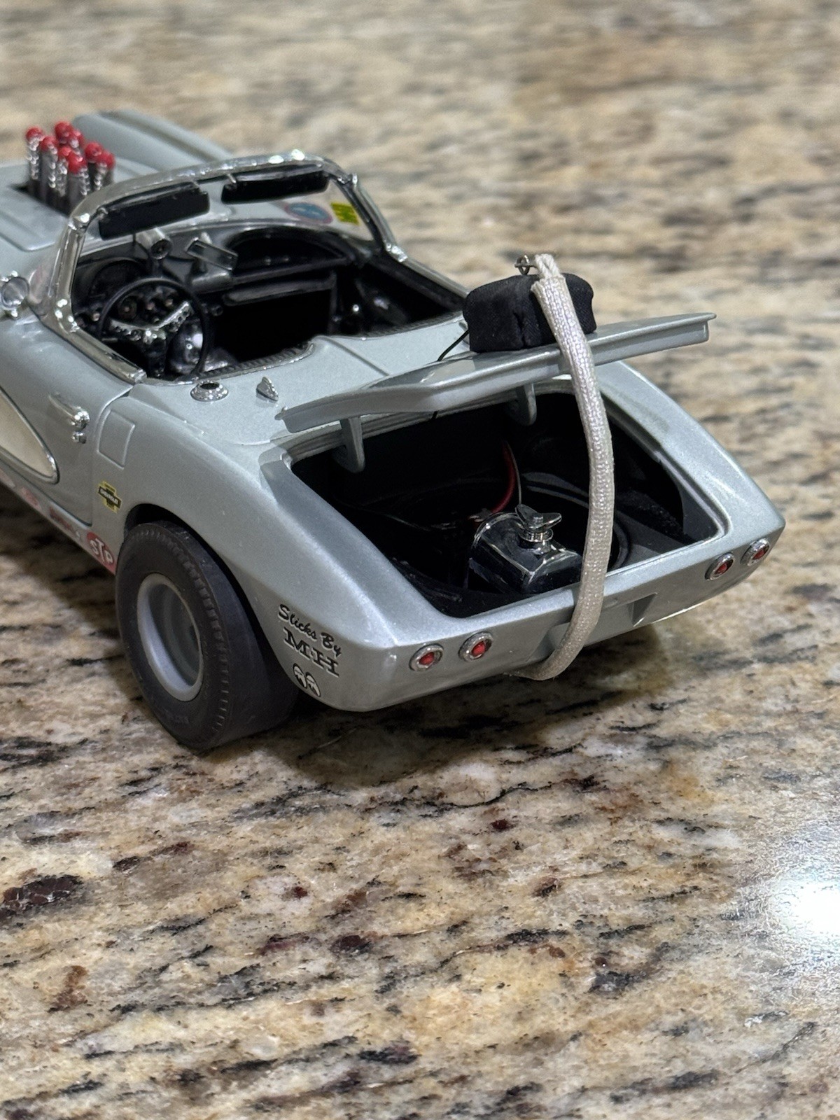 Danbury Mint 1961 Chevrolet Corvette “Gasser” 1:24 Scale – NOT COMPLETE