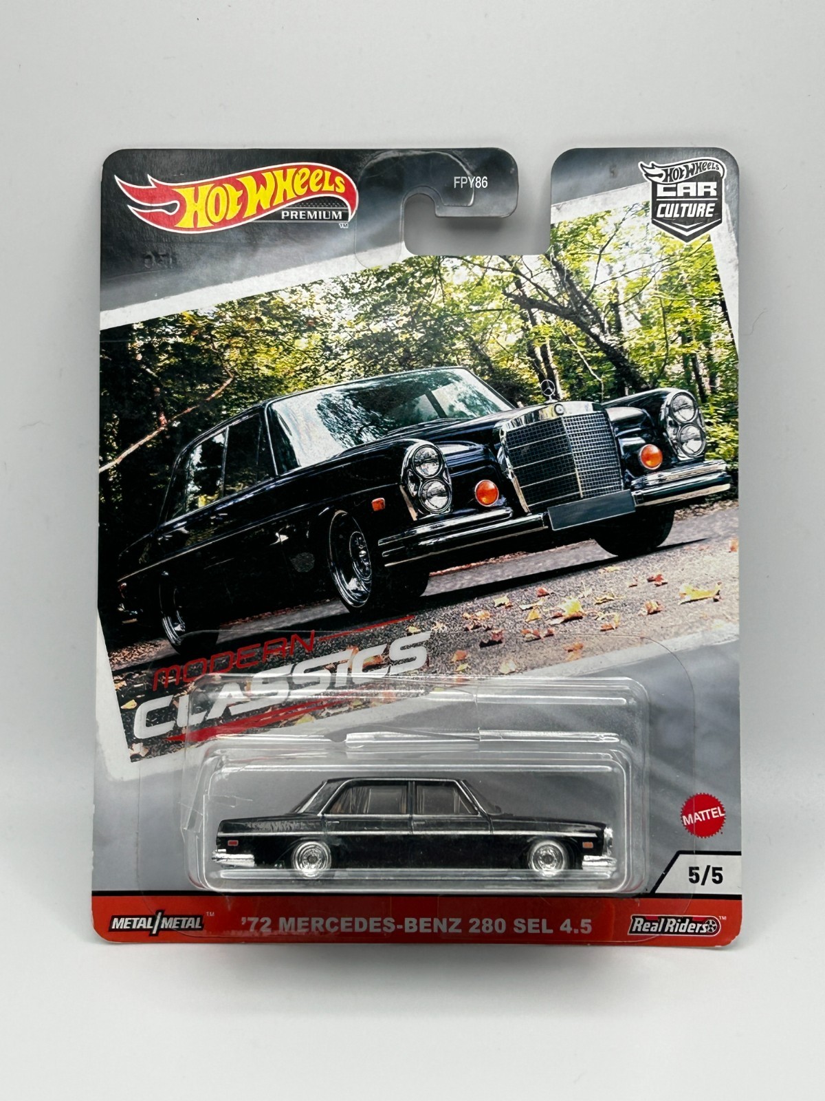 Hot Wheels 72 Mercedes-Benz 280 SEL 4.5 Modern Classics Premium Cracked Bubble