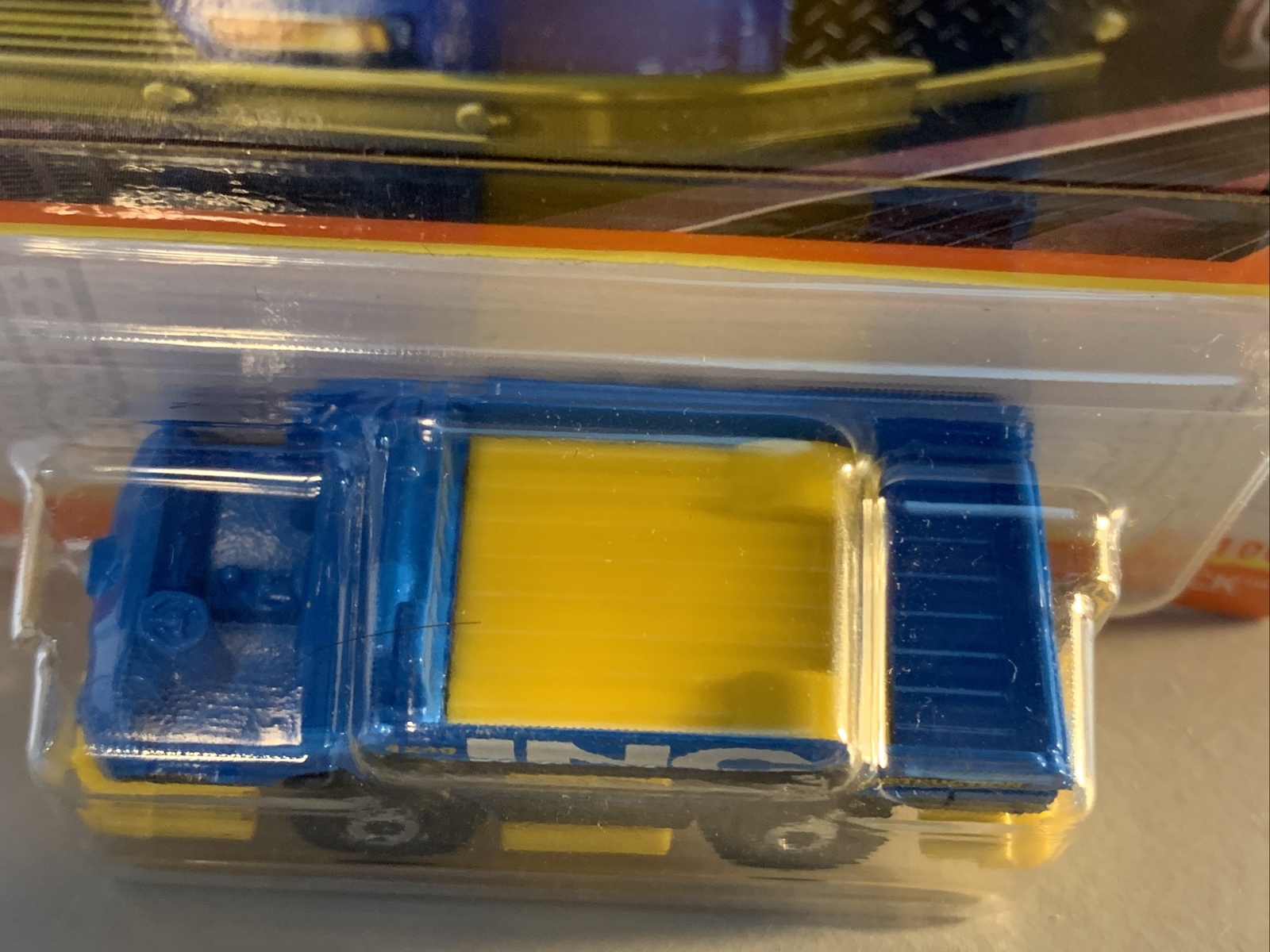 2022 Matchbox MBX Mini Cargo Truck™ INC Construction 23/100 Blue and Yellow