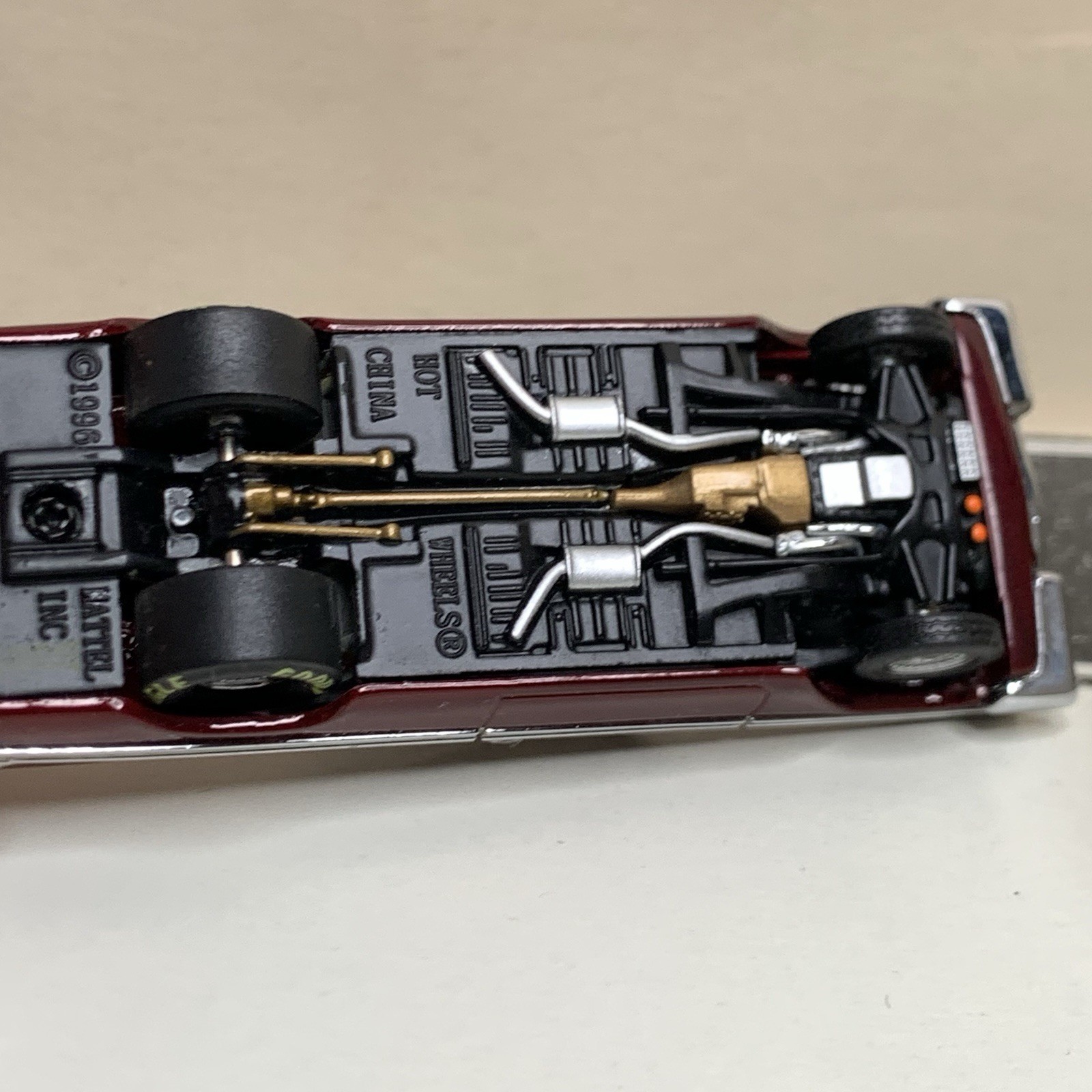 Hot Wheels 100% Collectibles 1957 Plymouth Fury Dragster Dark Red/Gold 1:64 NM