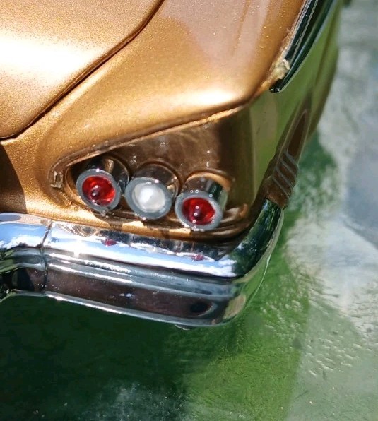 1:24 Danbury Mint 1959 Chevy Impala Anniversary Gold Metallic Near mint w/box