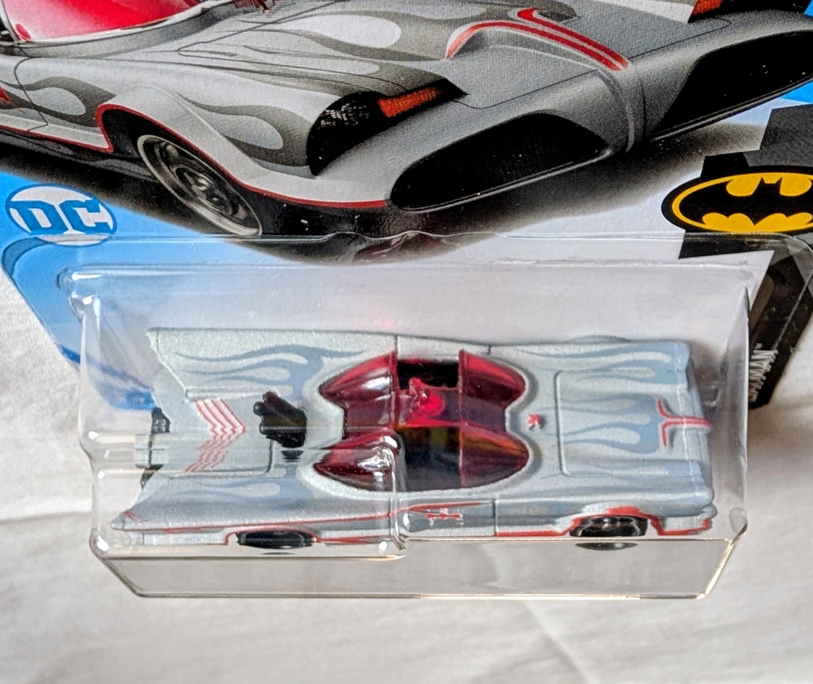 Hot Wheels Classic TV Series Batmobile Silver 2019 HW Batman 3/5 118/250 FYB90