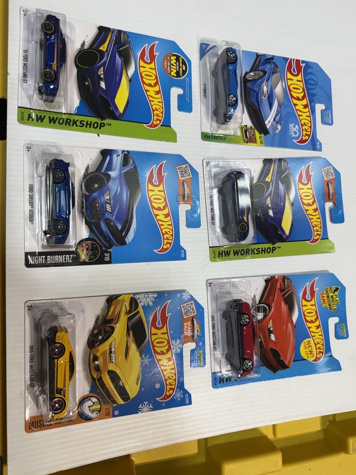 LOT OF 100 RANDOM HOT WHEELS ALL NEW
