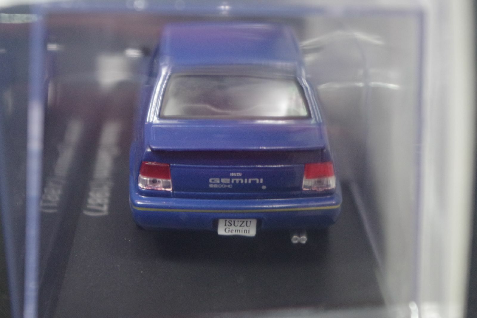 Isuzu Gemini 1987 Blue 1/43 Scale Box Mini Car Display Diecast Vol 66