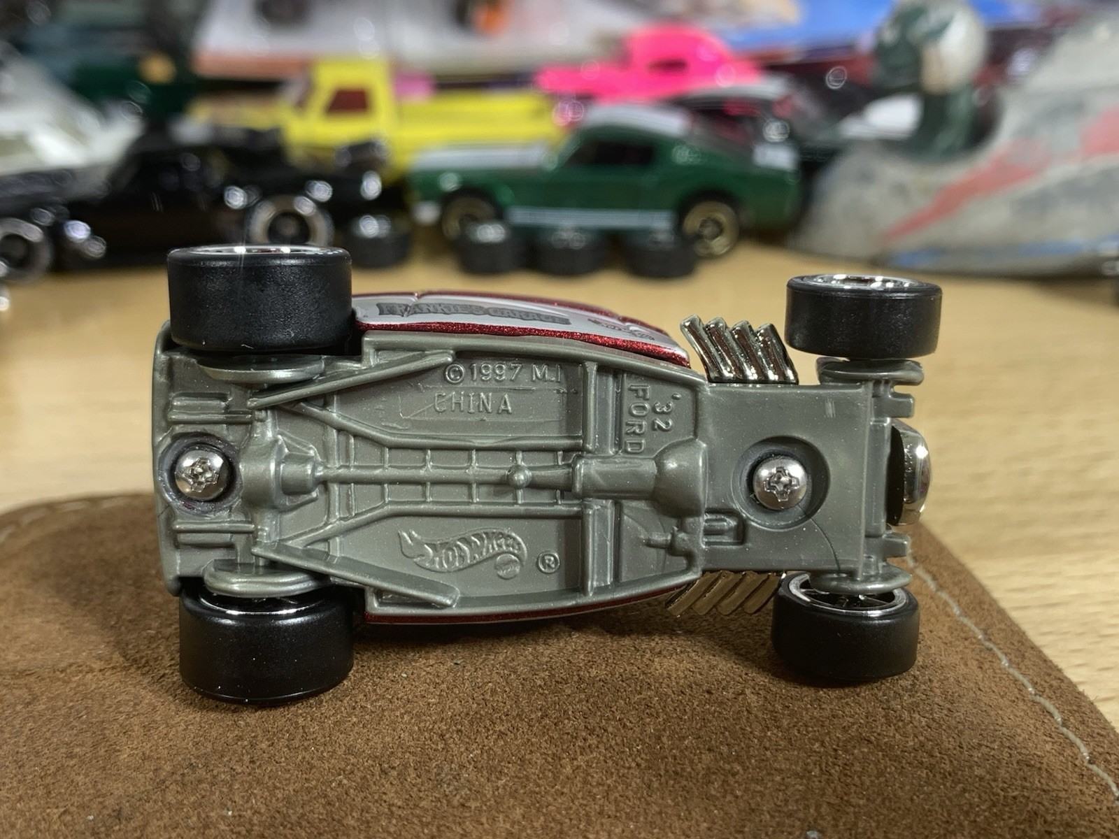 Hot Wheels ’32 Ford Pearl Red Frankie’s Garage Custom Wheel Swap Loose