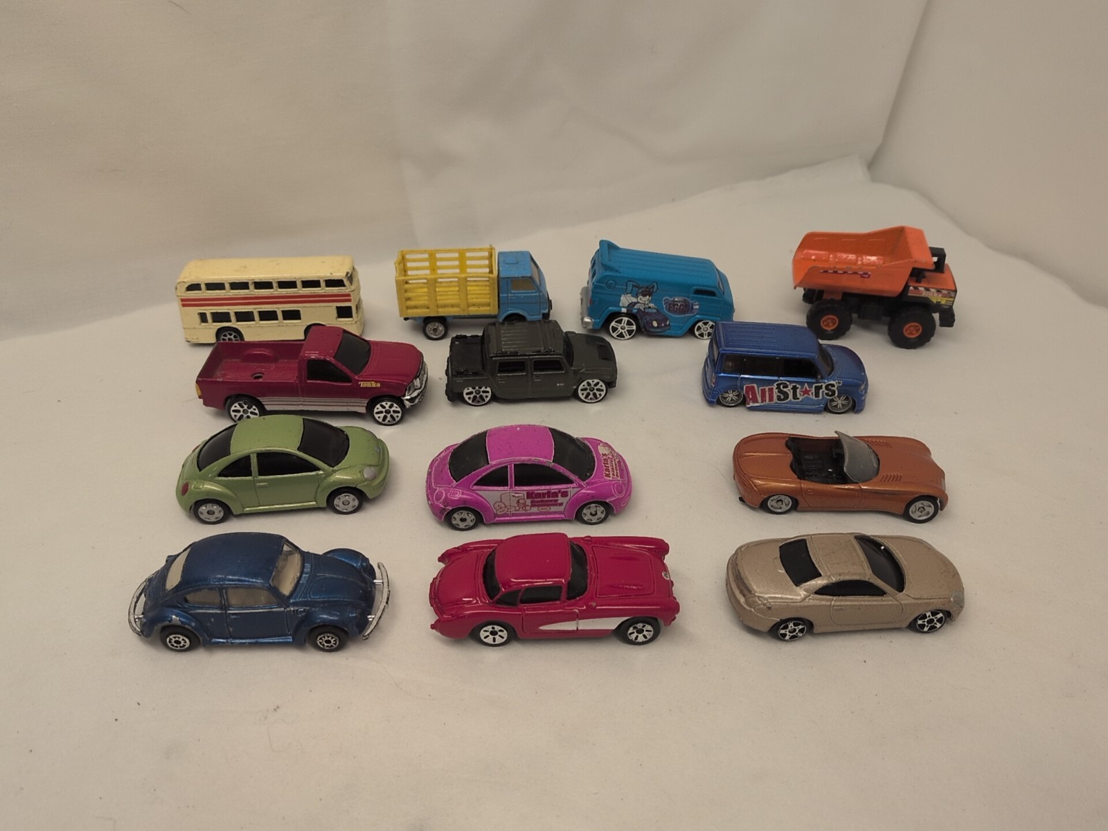 Maisto 1/64 Diecast Lot of 13 Loose Cars Various Years and Models See Photos