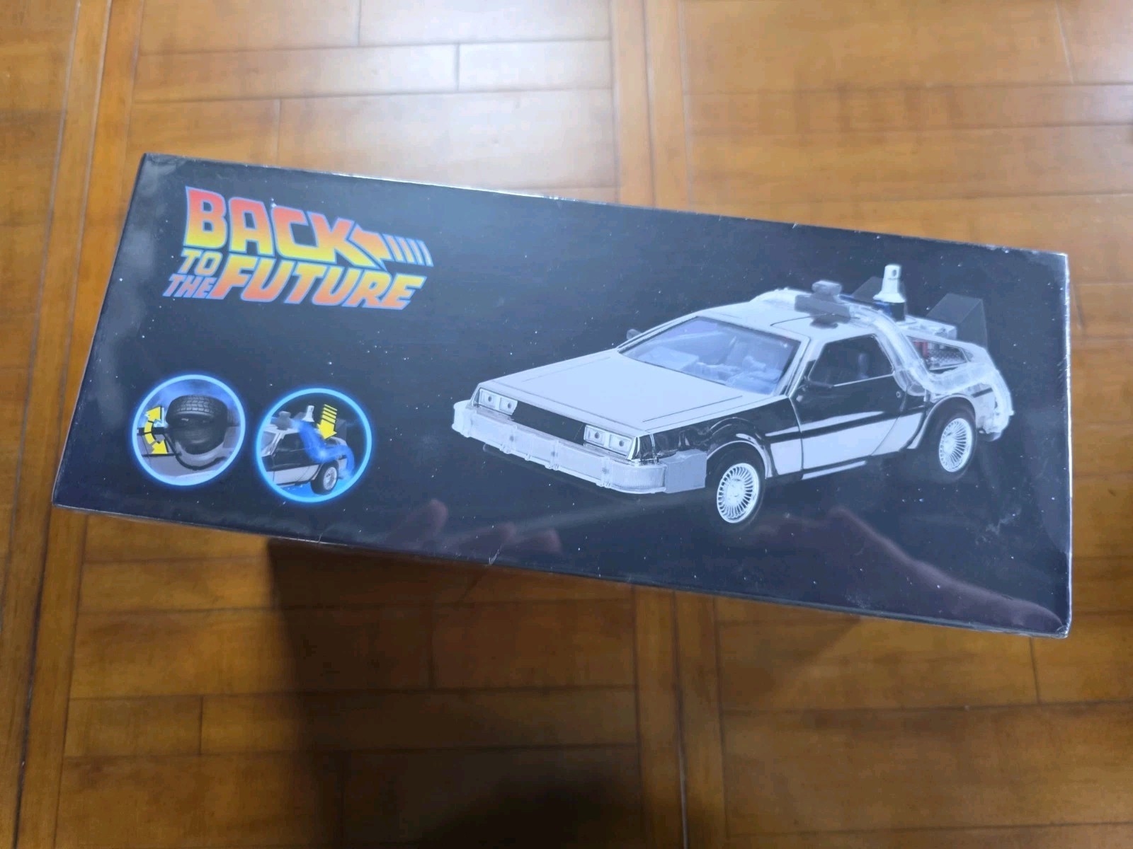 Jada 1:24 Back to the Future DeLorean Time Machine Chrome 40th Anniversary