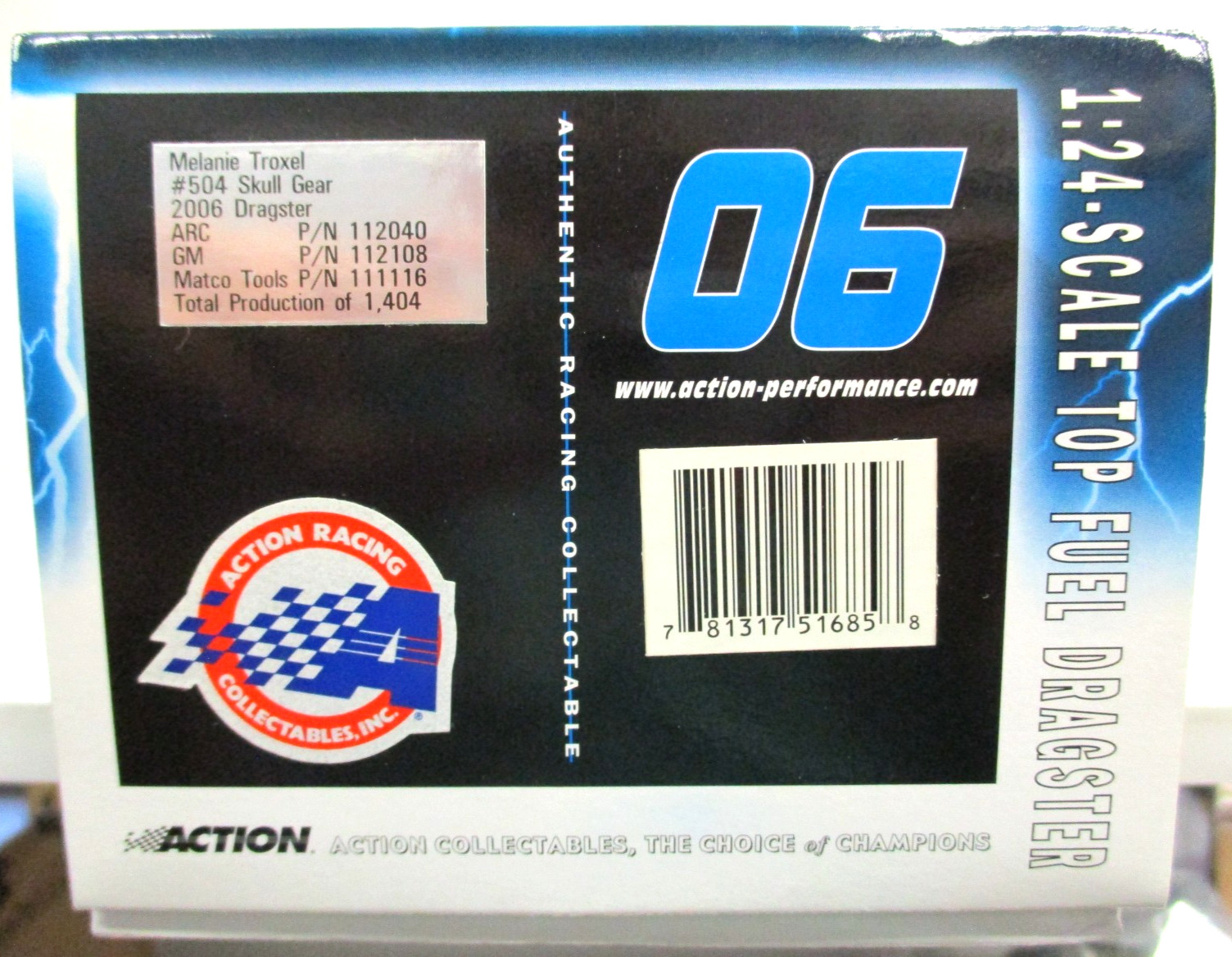 ACTION – MELANIE TROXEL SKULL GEAR TORCO 2006 NHRA TOP FUEL DRAGSTER 1/24