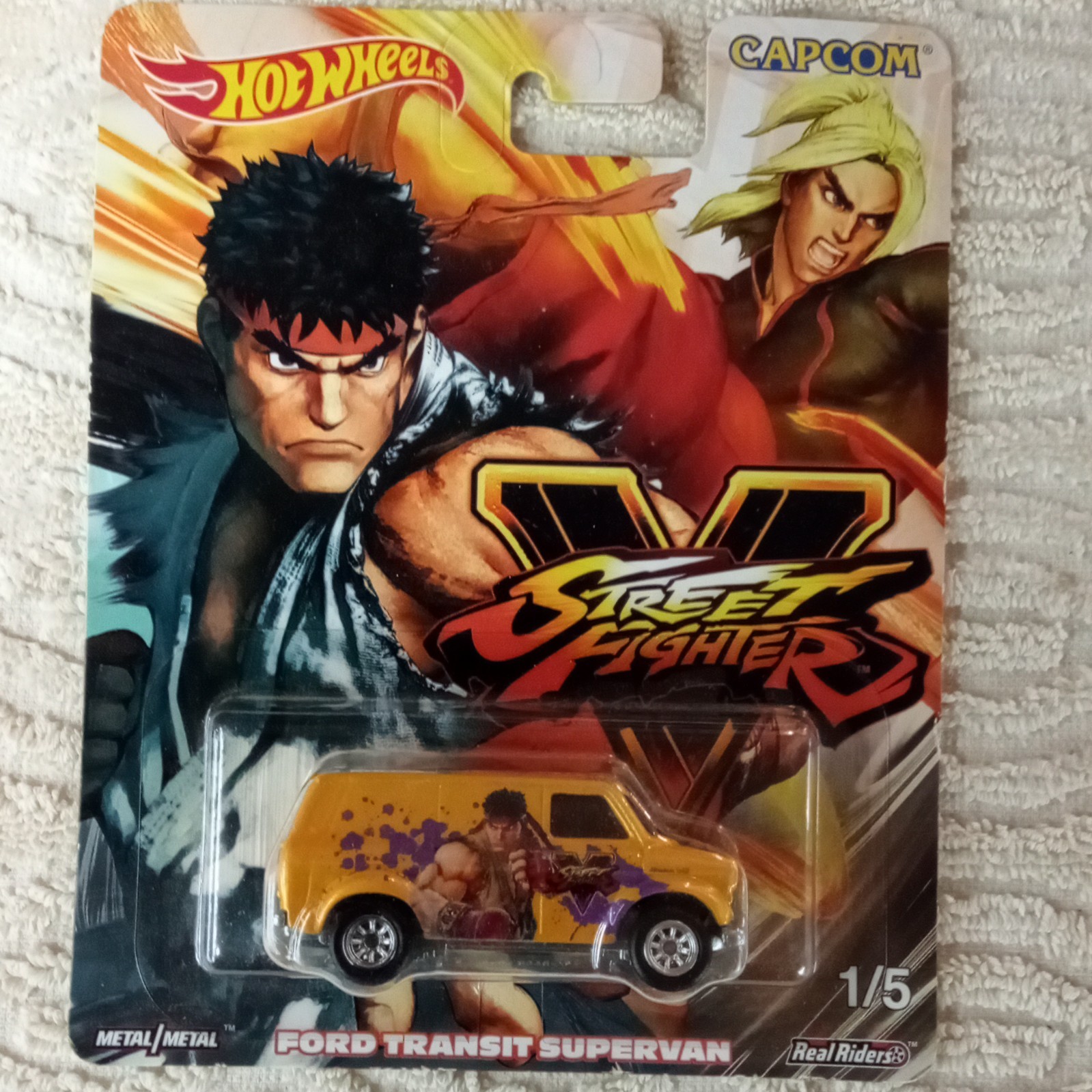 Hot Wheels Street Fighter V Ford Transit Supervan Real Riders Diecast 1:64
