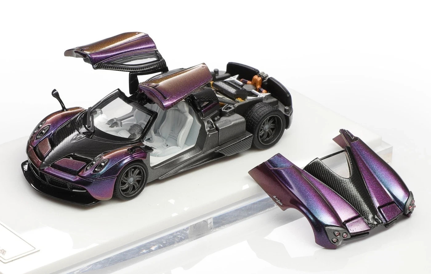 PAGANI HUAYRA 2014 DOORS OPEN REAR COMES OFF MAGIC PURPLE 1/64 DIECAST CAR HKM
