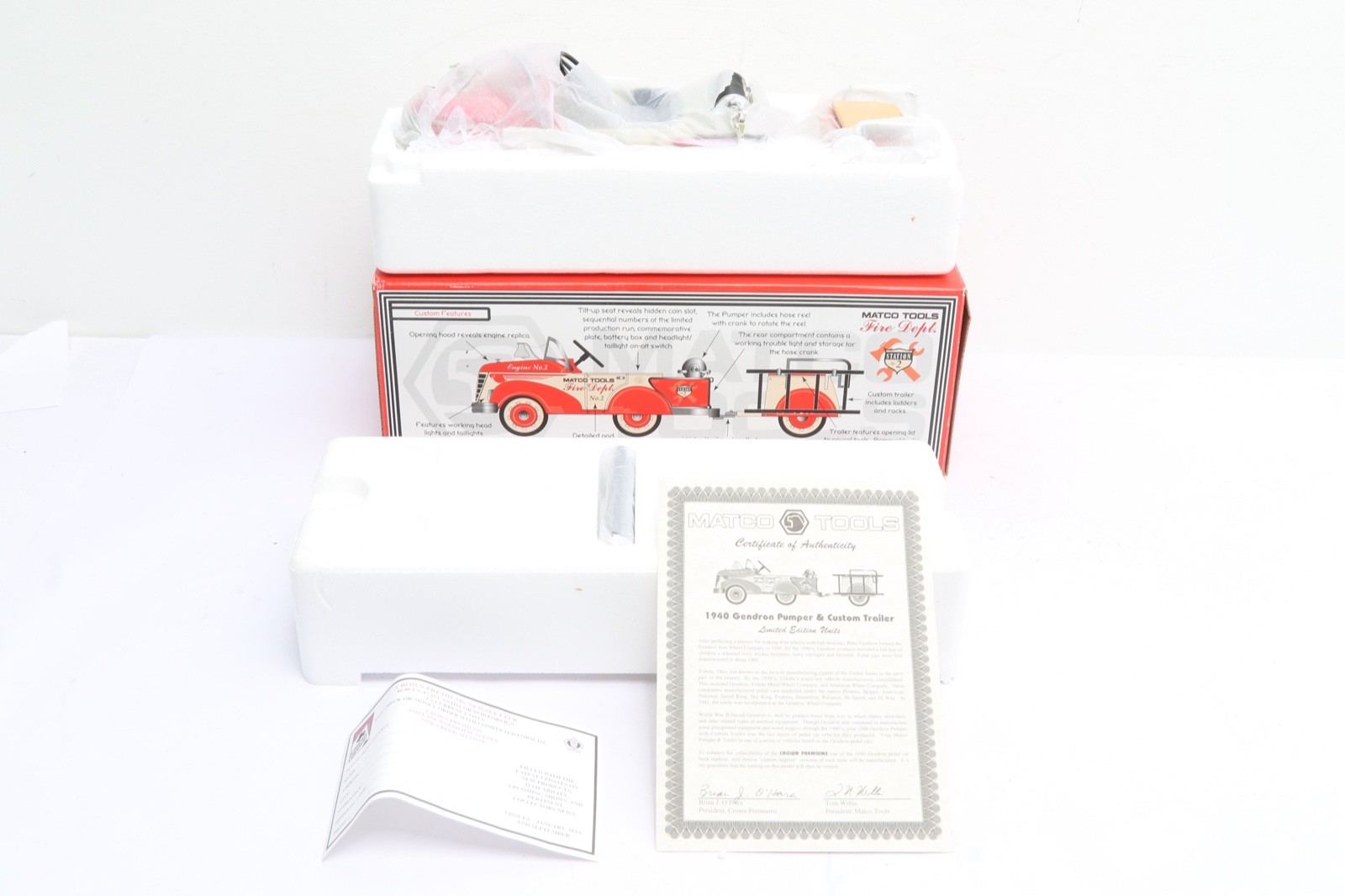 Matco Tools 1:6 Gendron Pioneer Pumper & Custom Trailer Pedal Car Bank New