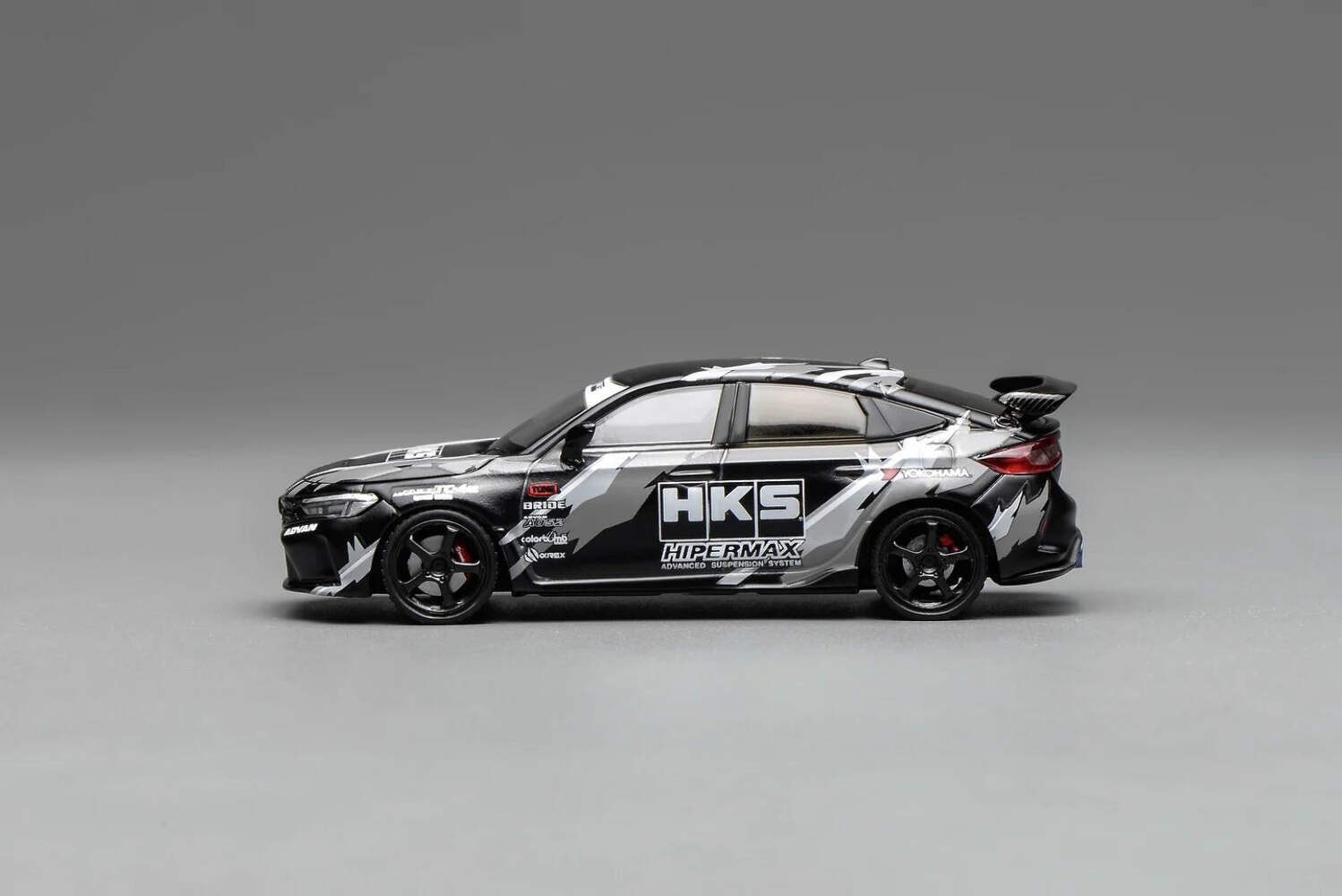 Motorhelix 1/64 Honda Civic Type R (FL5) HKS Matte Black