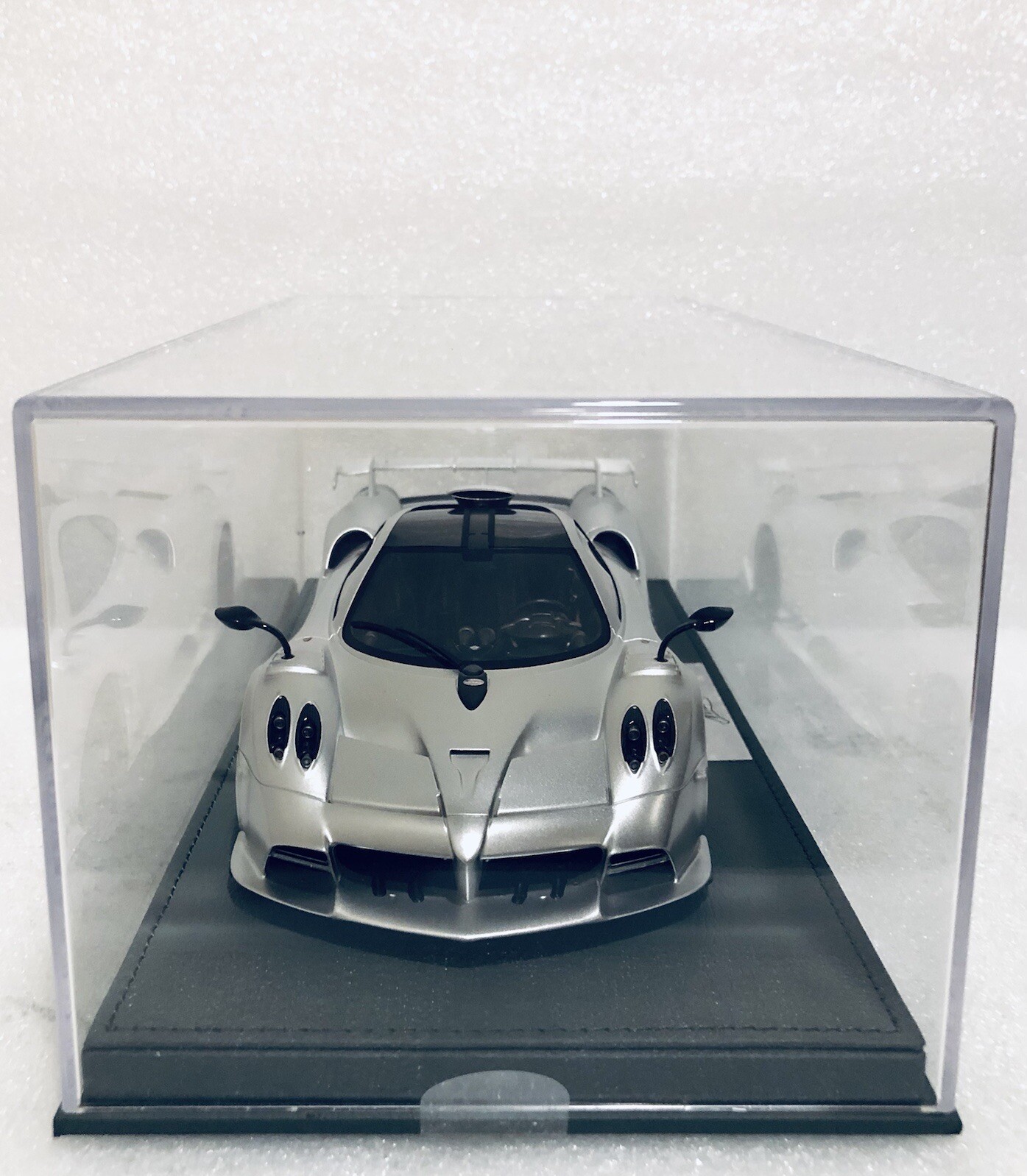 1/18 BBR Pagani Imola Titanium Matt Silver limited 200 PCs with case