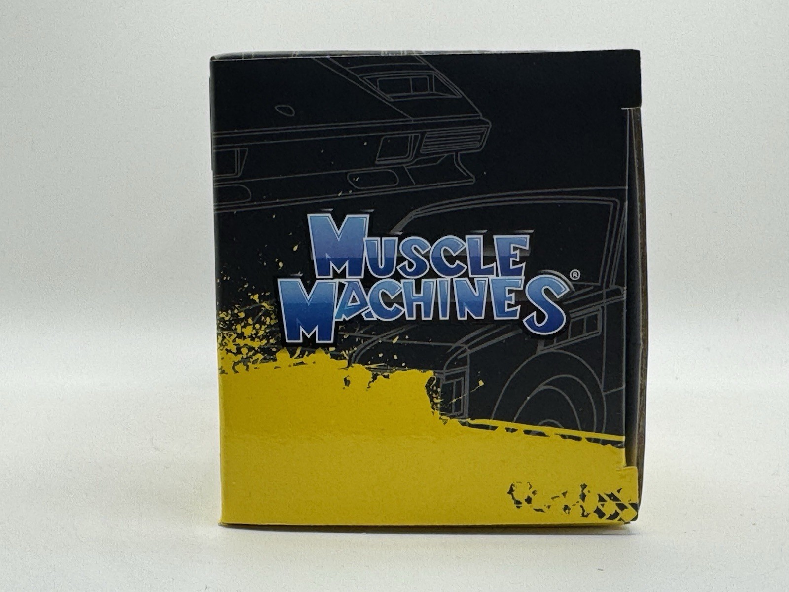 Muscle Machines 1966 Chevrolet C60 Flatbed/1993 Chevrolet 454 SS – 1:64 Diecast