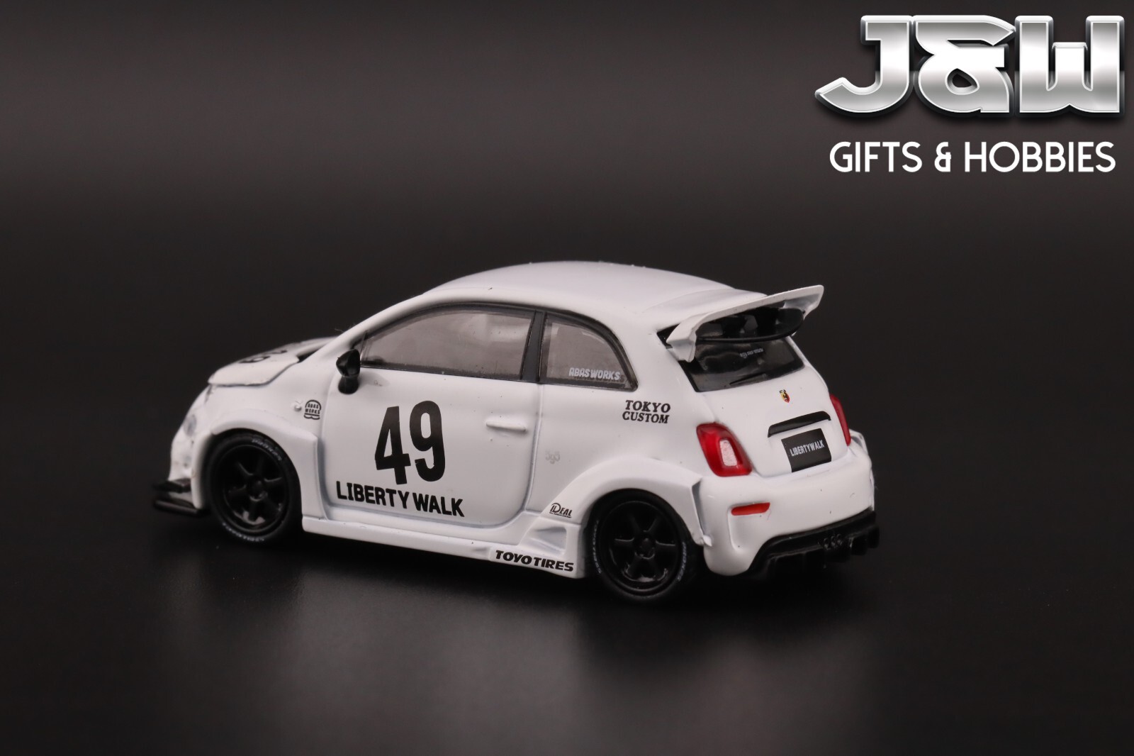 Mini GT LB-WORKS x Abas Works ABARTH 595 Gara White #809 1/64