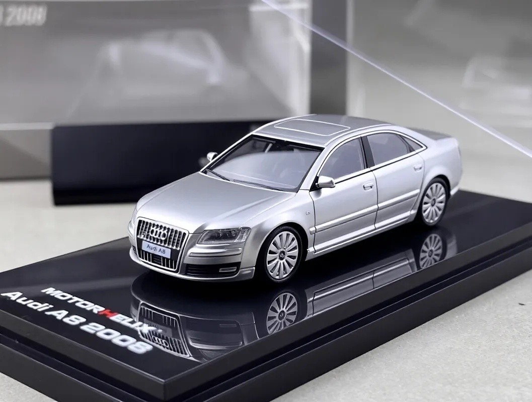 MH 1:64 Silver S8 2008 Luxury Sedan Sports Model Diecast Metal Car