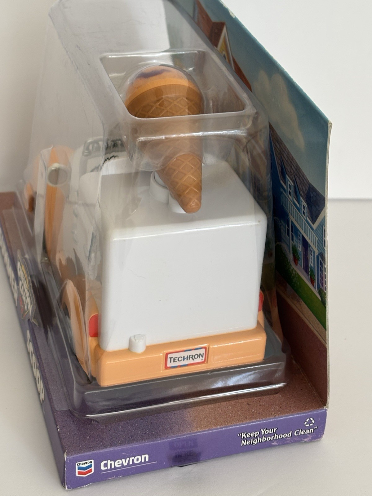 The Chevron Cars Summer Scoop Ice Cream Toy Truck 2003