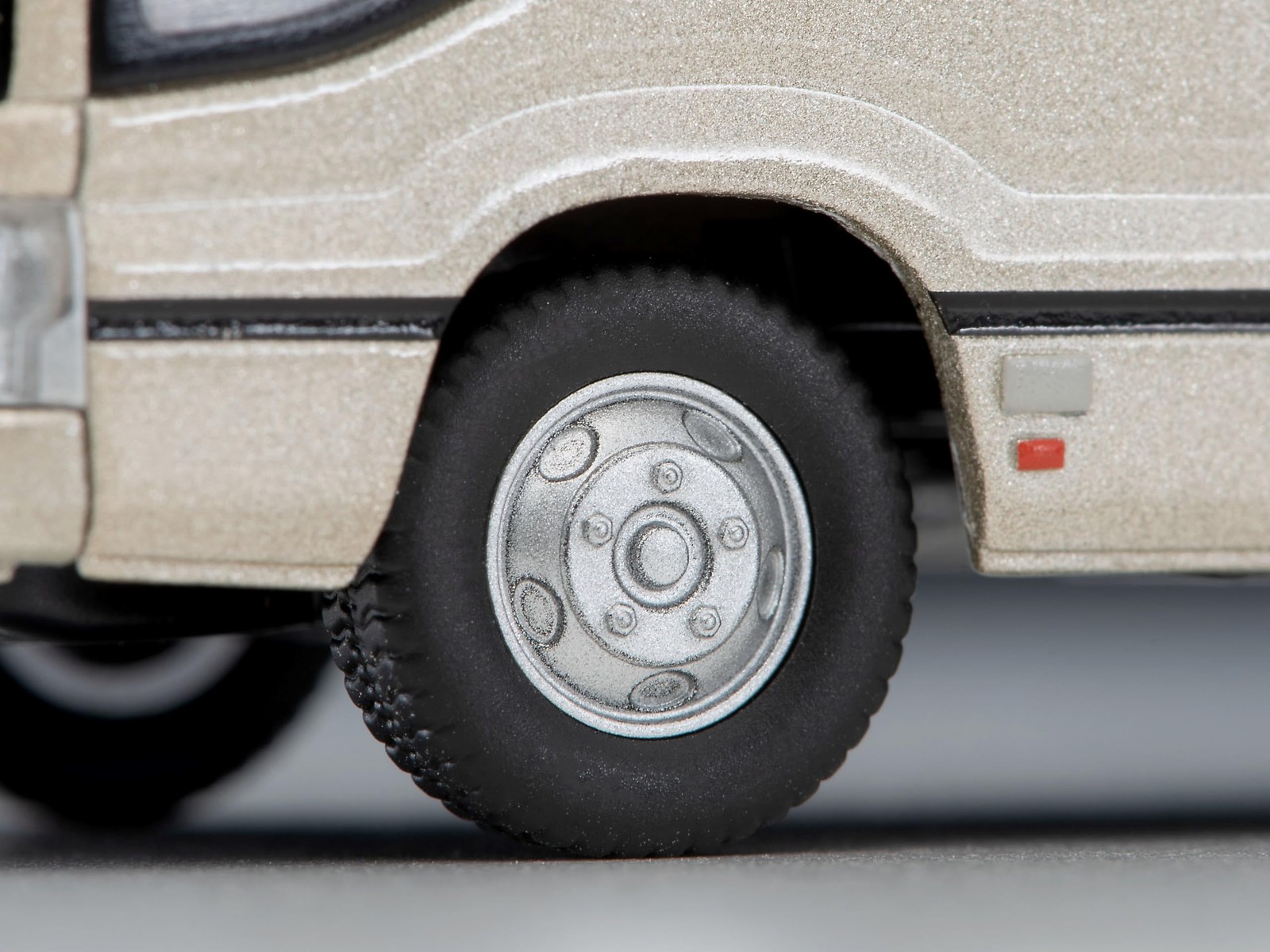 Tomica 1/64 LV-N294b Toyota Coaster EX Beige