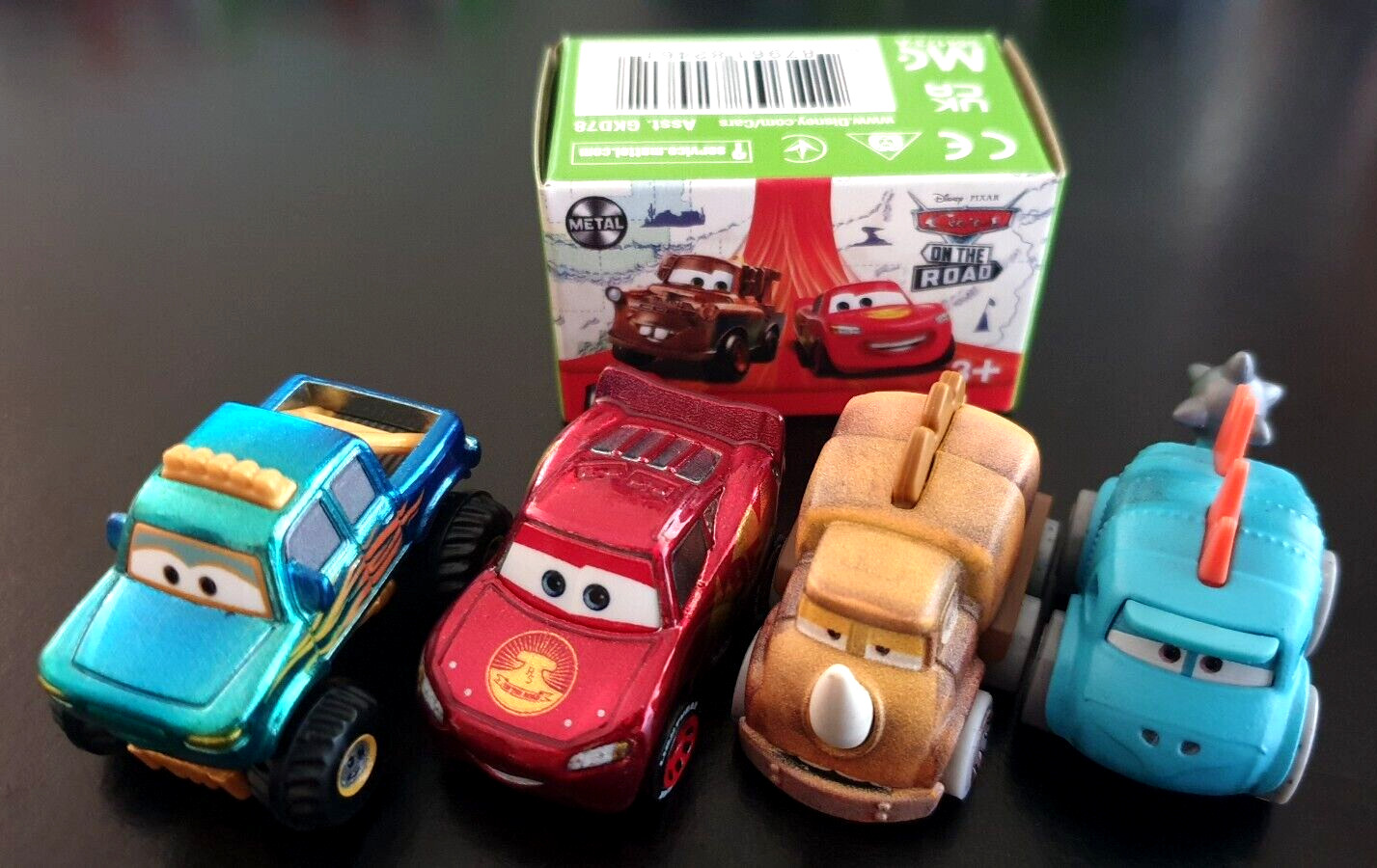 Disney Cars On The Road Mini Racers Ivy Ankylosaurus 2 Dinosaurs LMQ 4 Cars