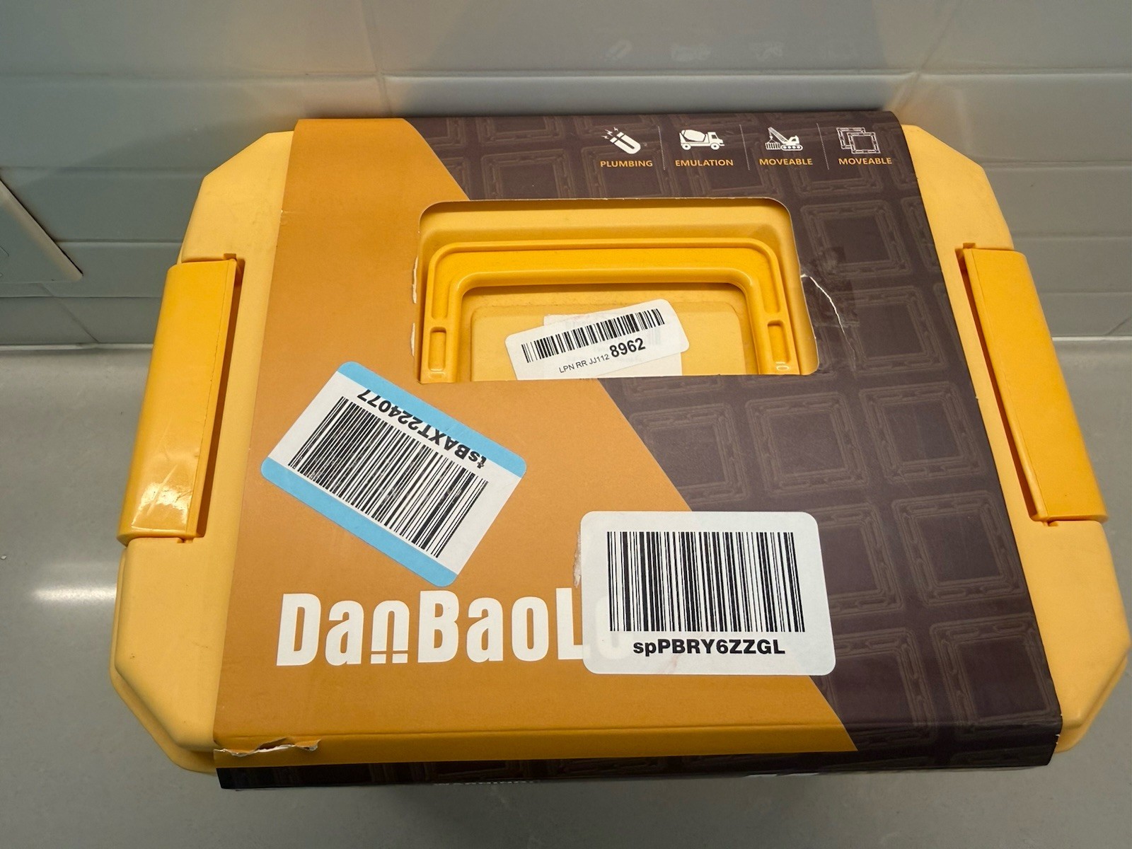 Danbaole Magnetic Truck DIY Assembly Eneineering Vehicle with Music Lights