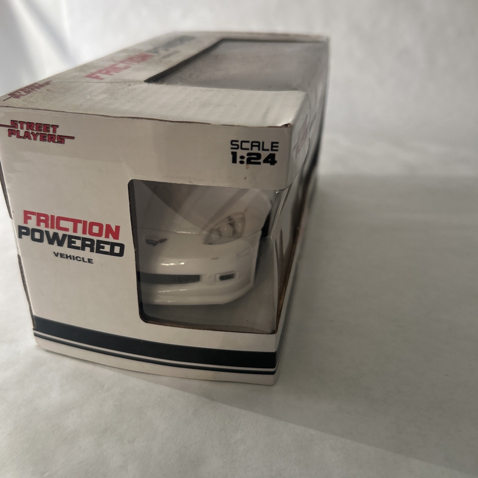 Corvette C6.R 1:24 Scale Licensed Friction Toy Car White New In Box